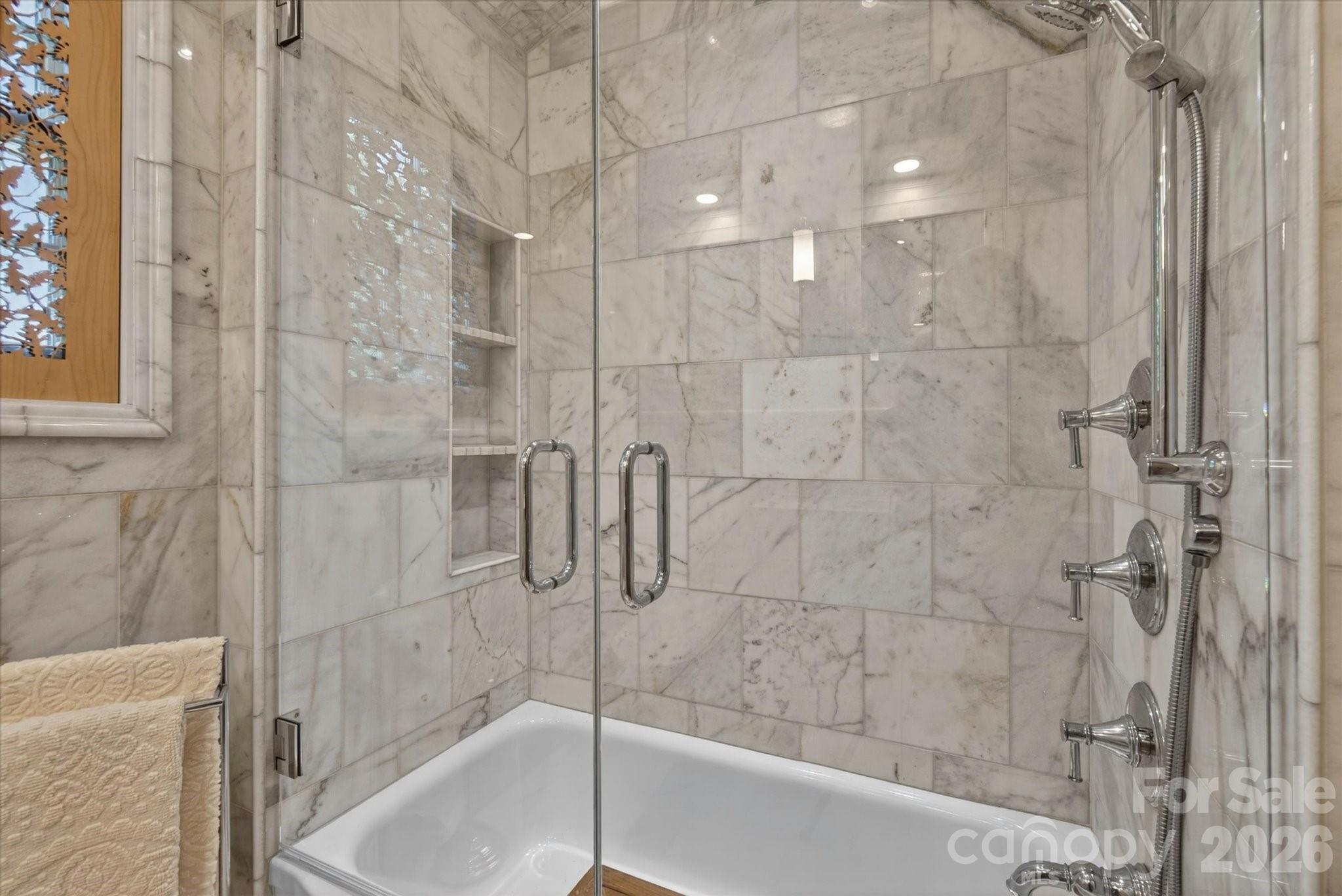 Queens-Ardsley Condominiums - Residential