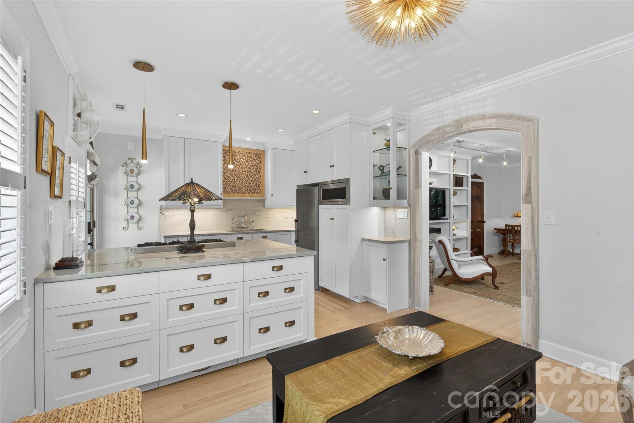 Queens-Ardsley Condominiums - Residential