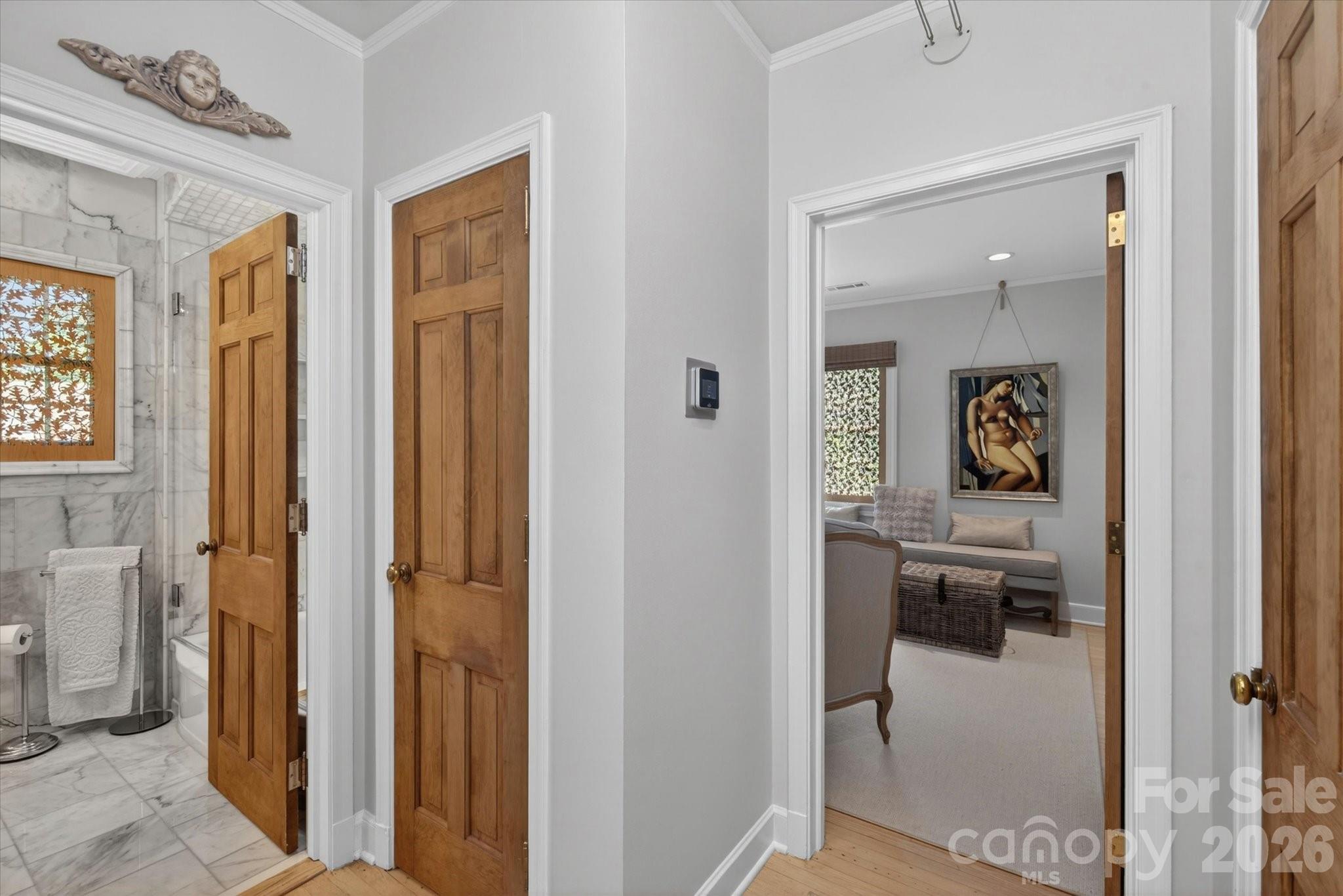 Queens-Ardsley Condominiums - Residential