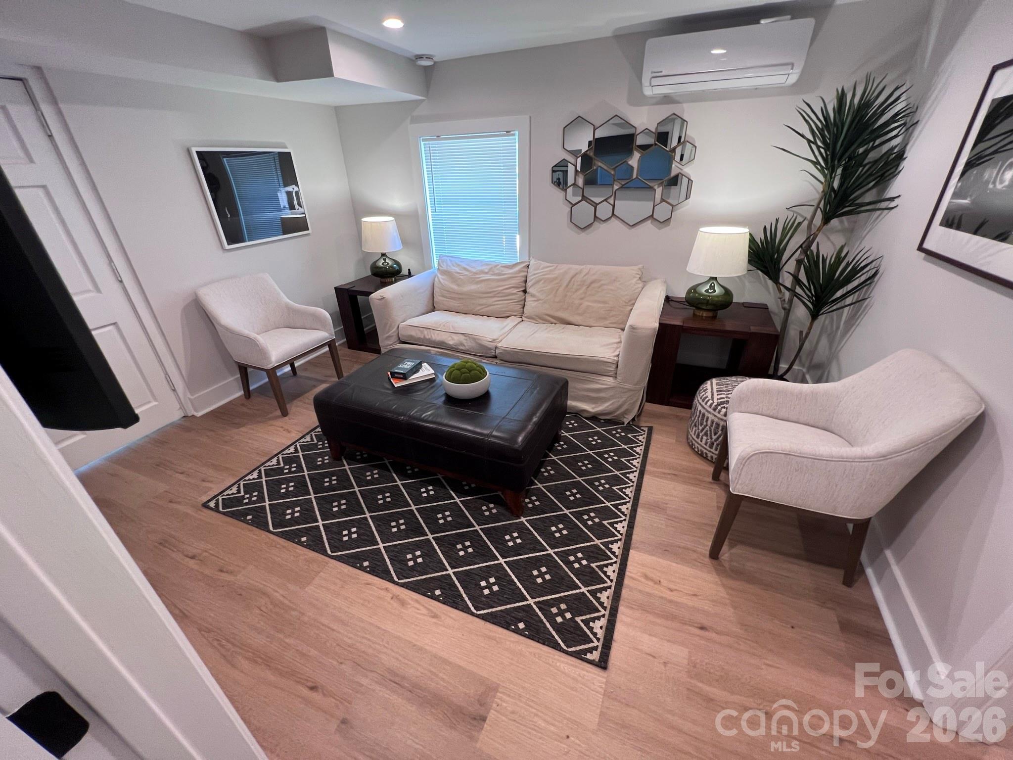 Woodlawn Park - Residential