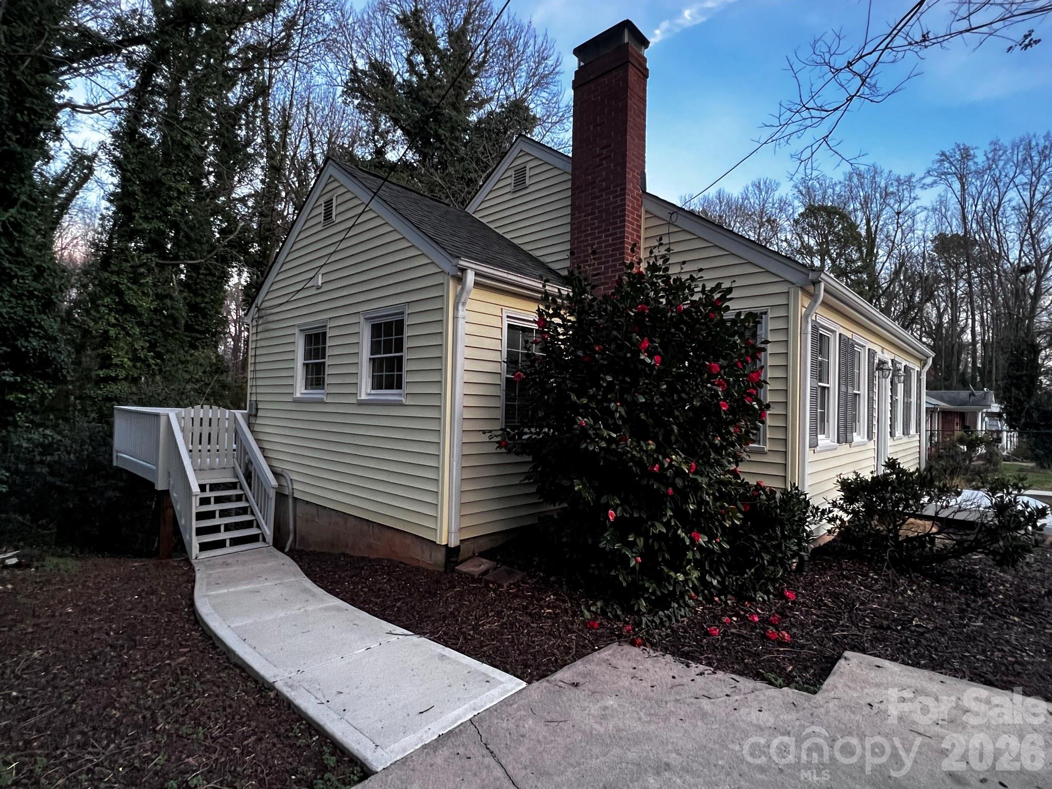Woodlawn Park - Residential