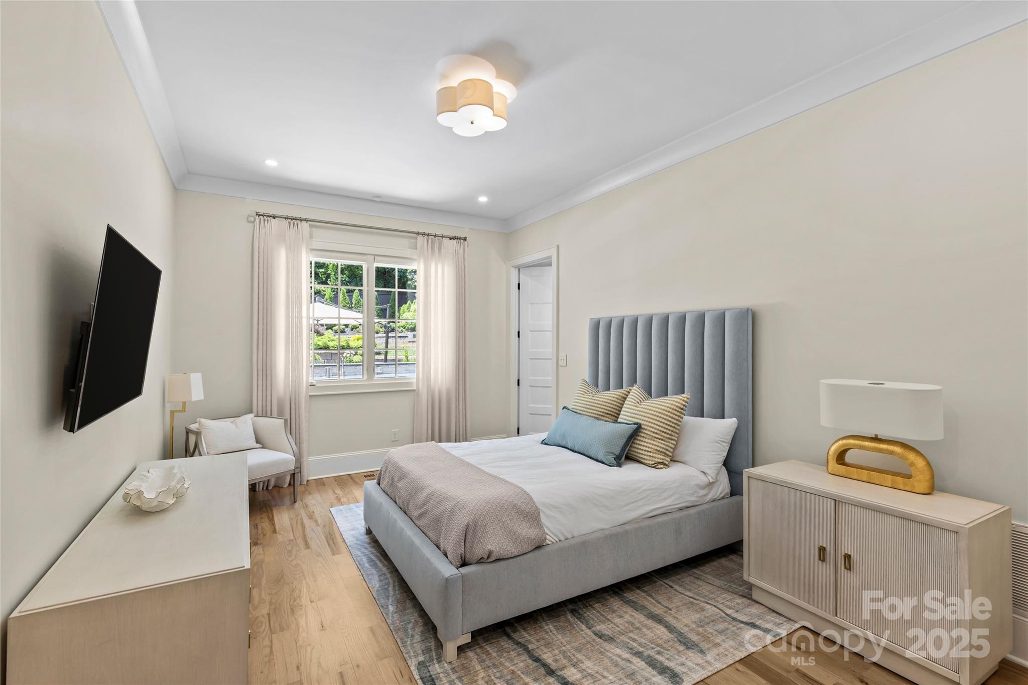 Mammoth Oaks - Residential
