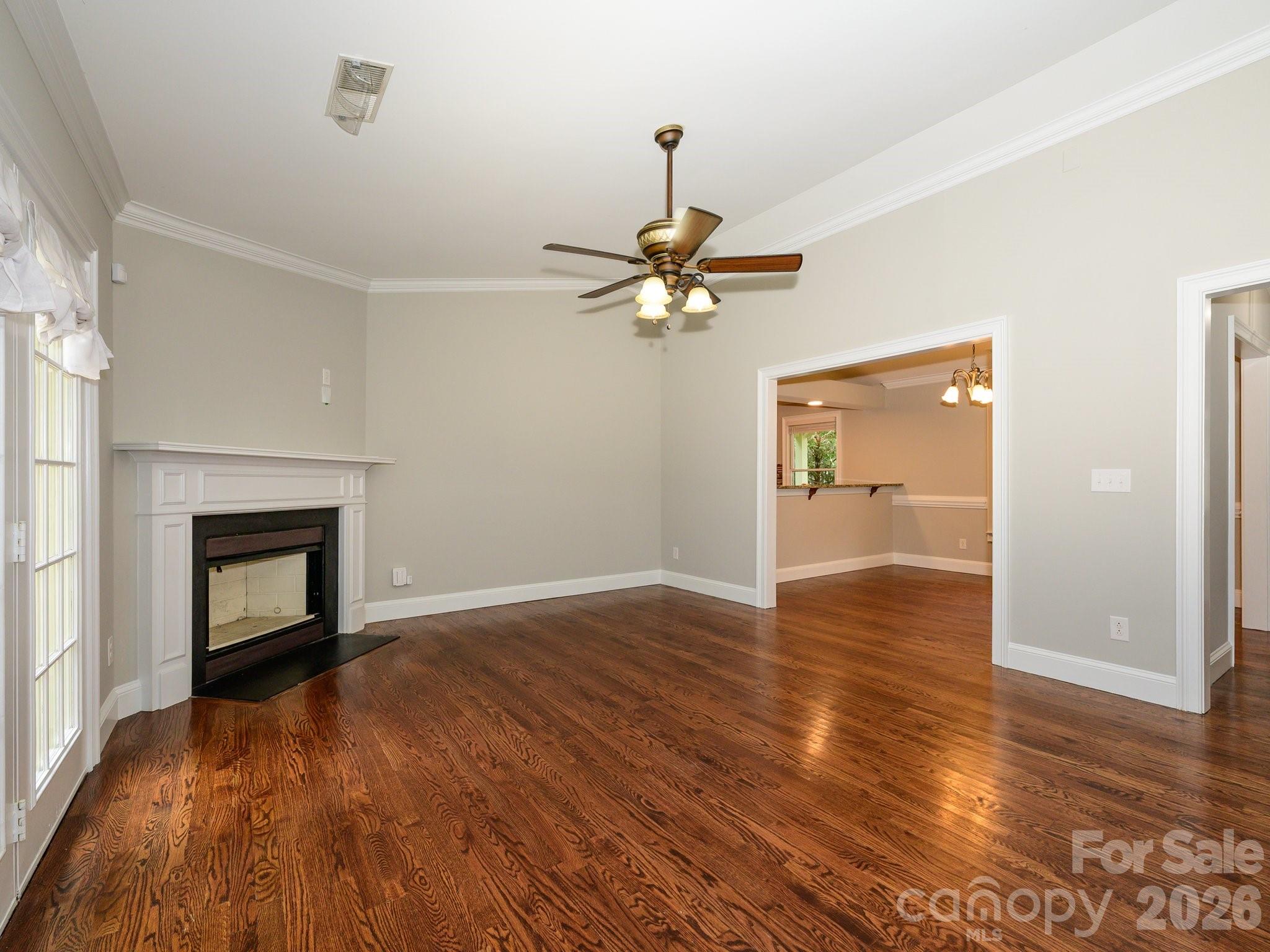 Mcalpine Woods - Residential