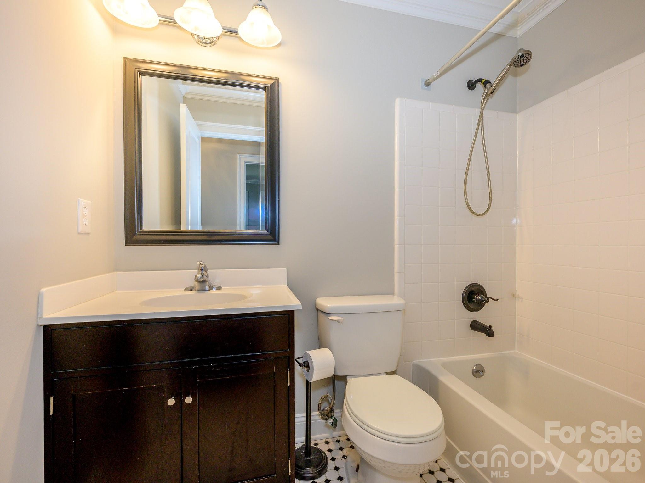 Mcalpine Woods - Residential