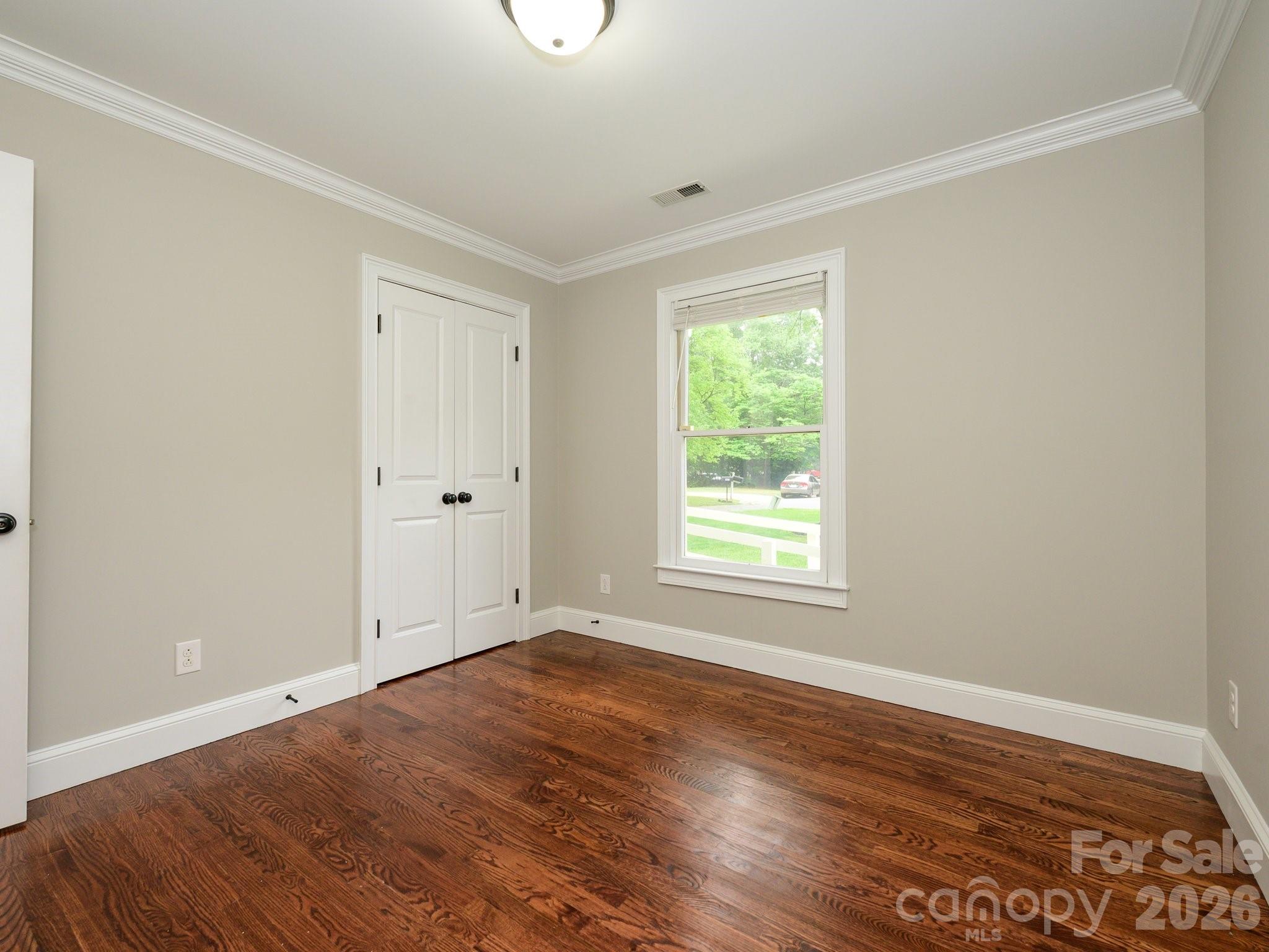 Mcalpine Woods - Residential