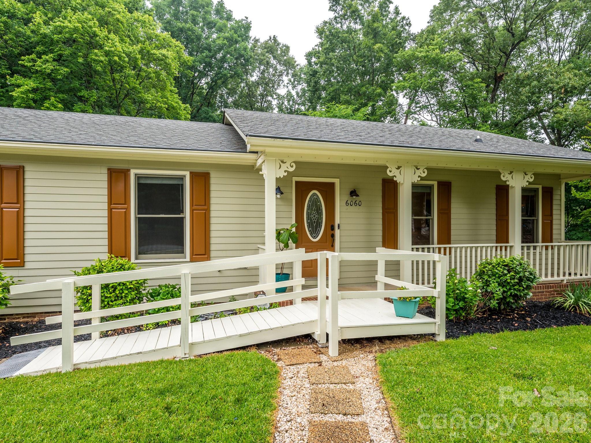 Mcalpine Woods - Residential