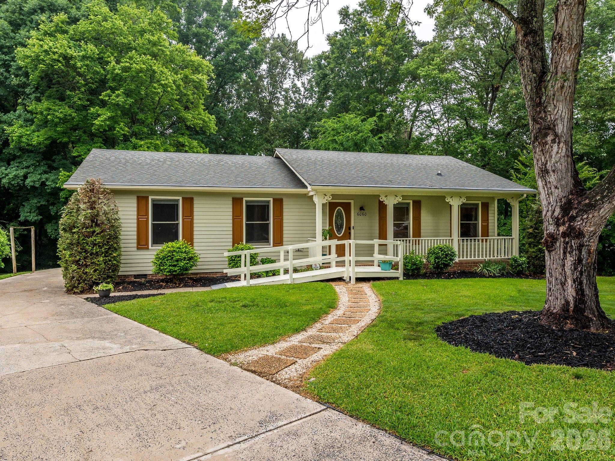 Mcalpine Woods - Residential