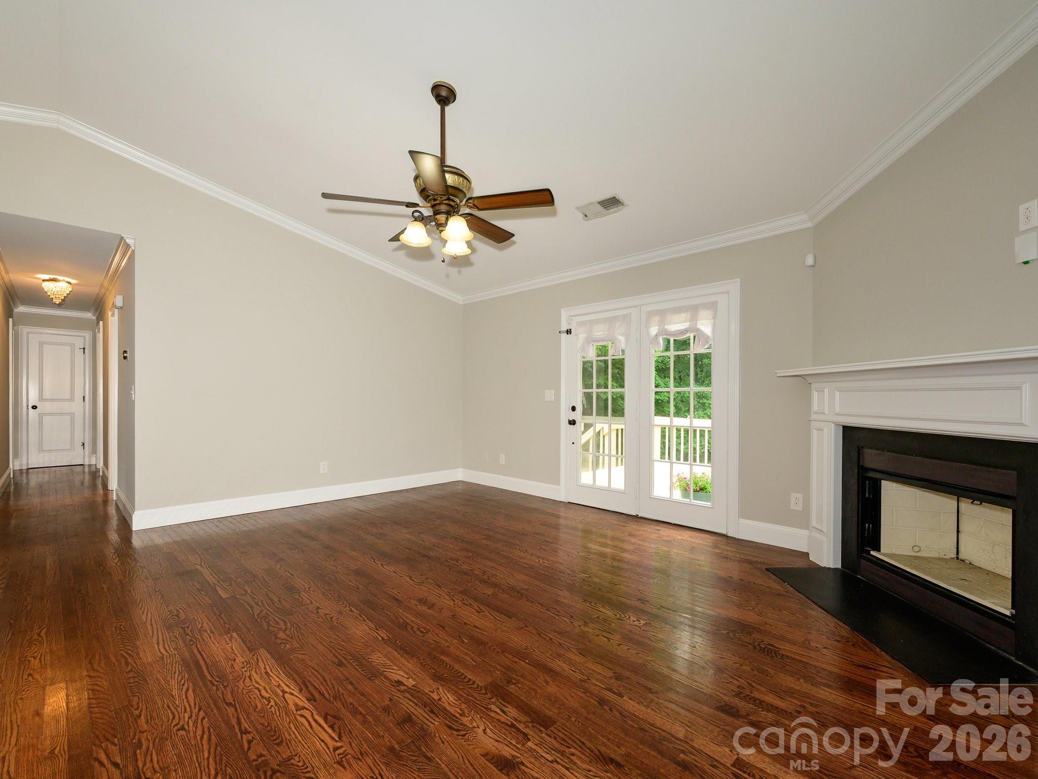 Mcalpine Woods - Residential