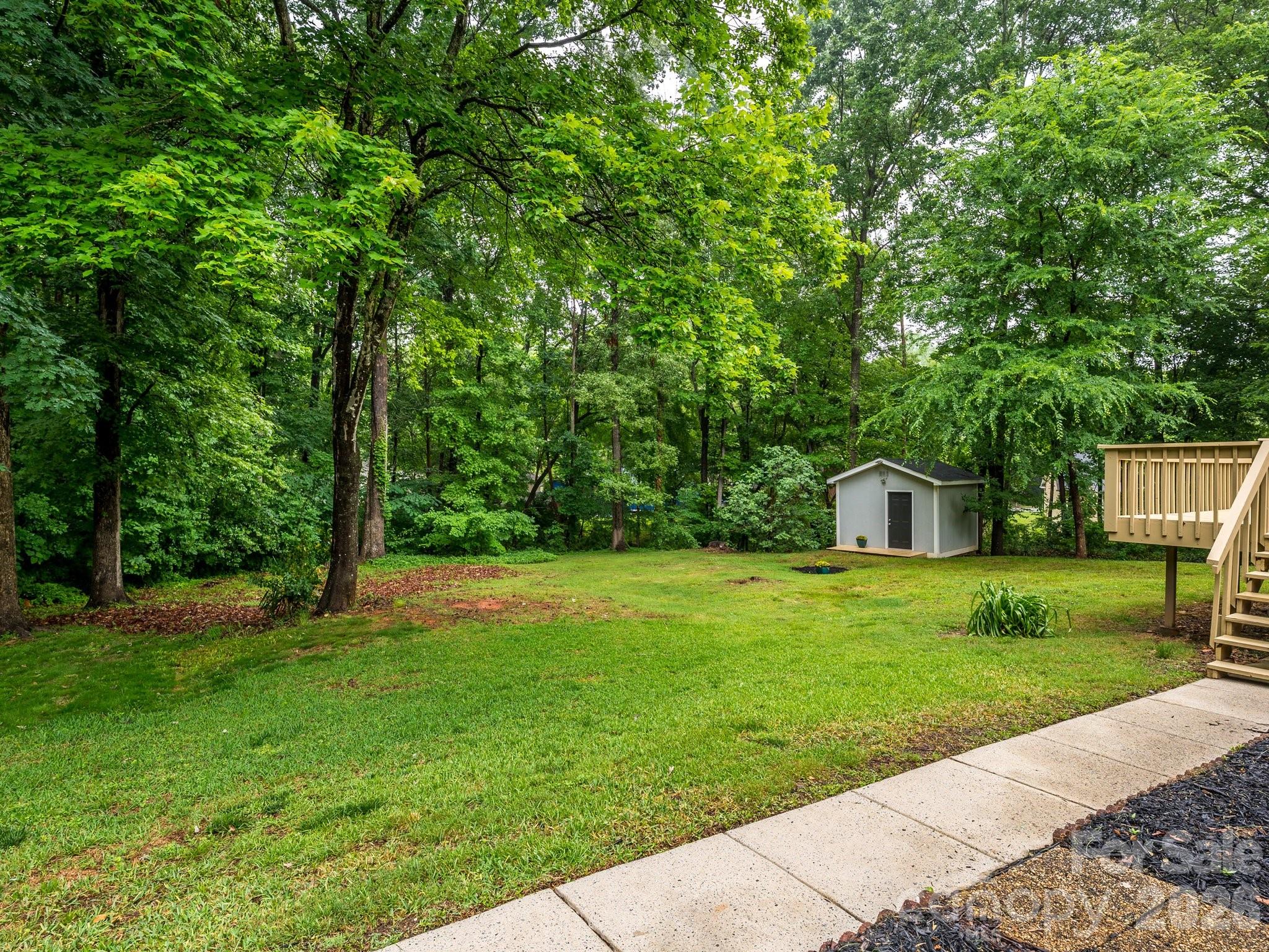 Mcalpine Woods - Residential