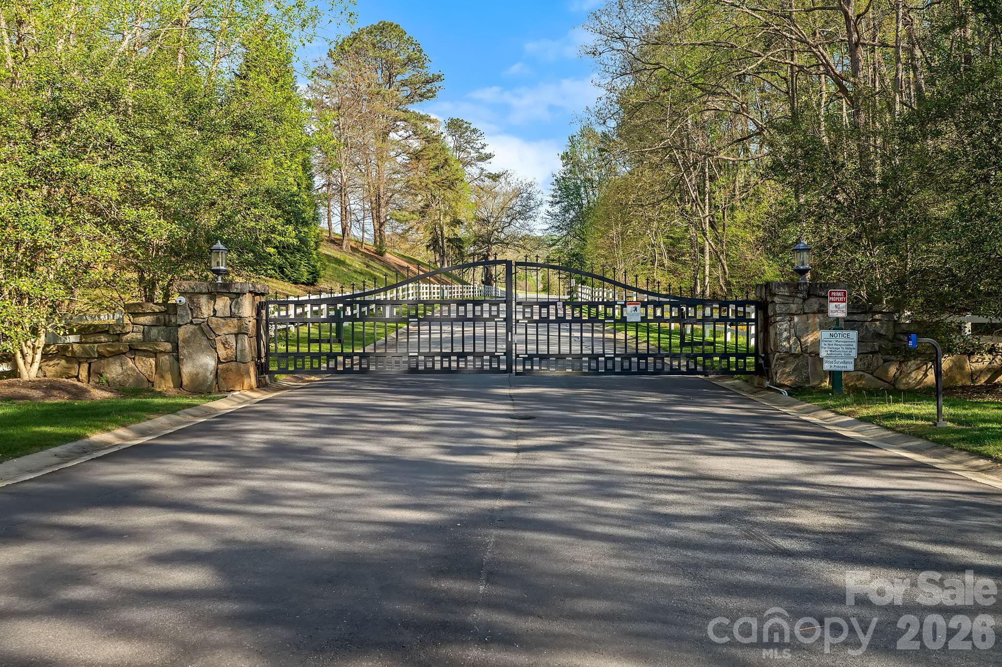 Grand Highlands at Waterford Lakes - Residential