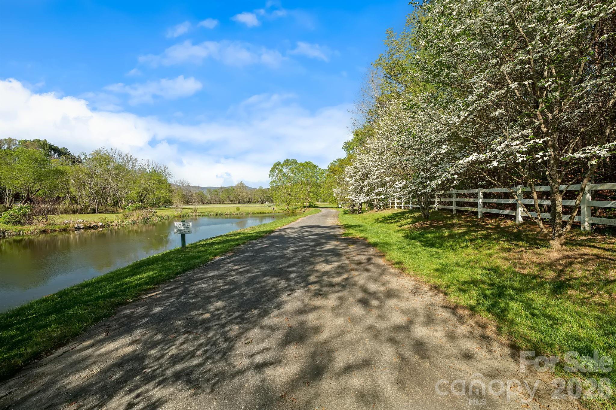 Grand Highlands at Waterford Lakes - Residential