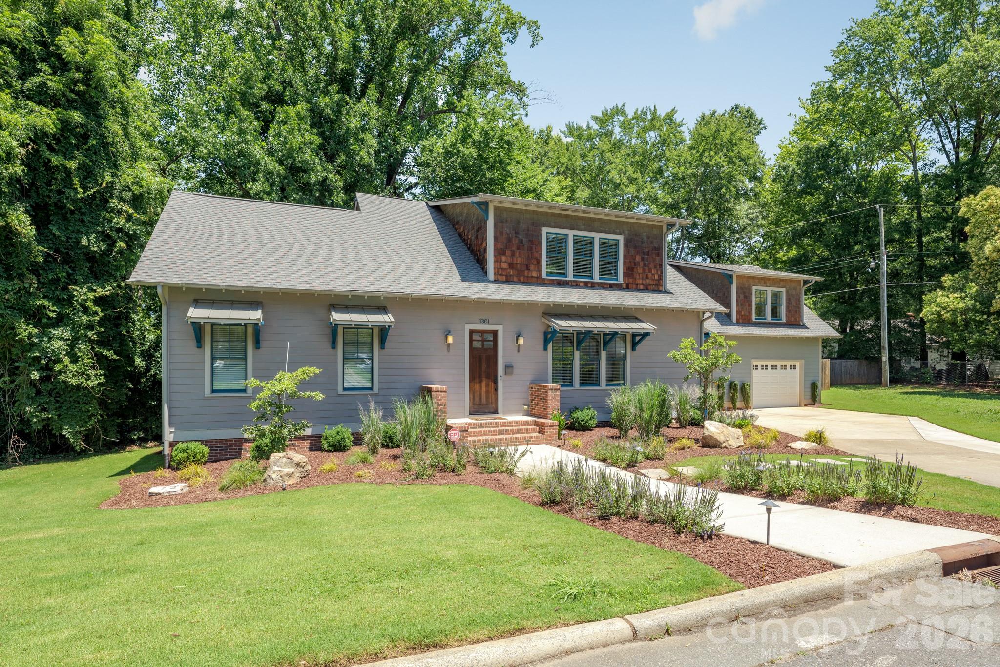 Villa Heights - Residential