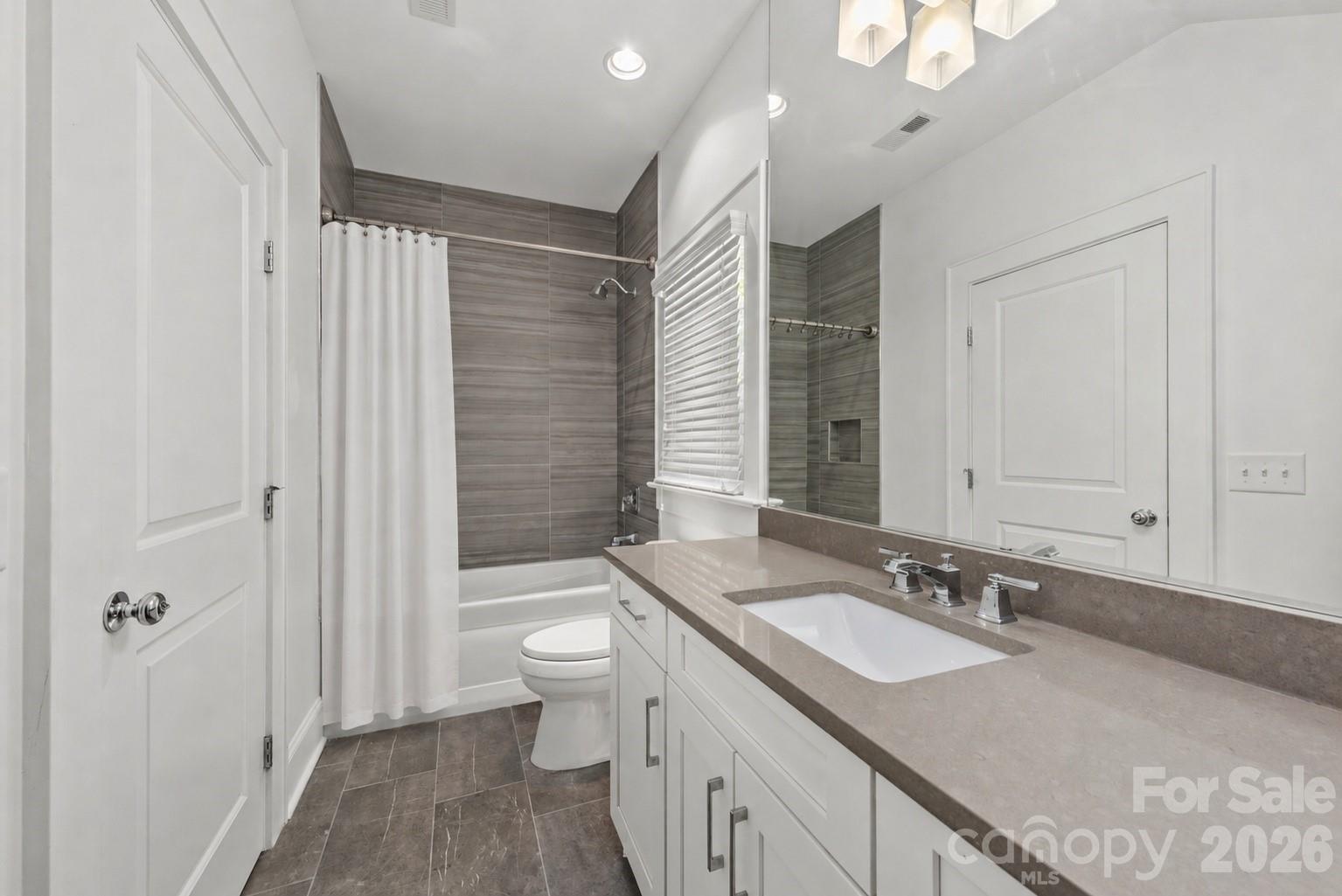 Villa Heights - Residential