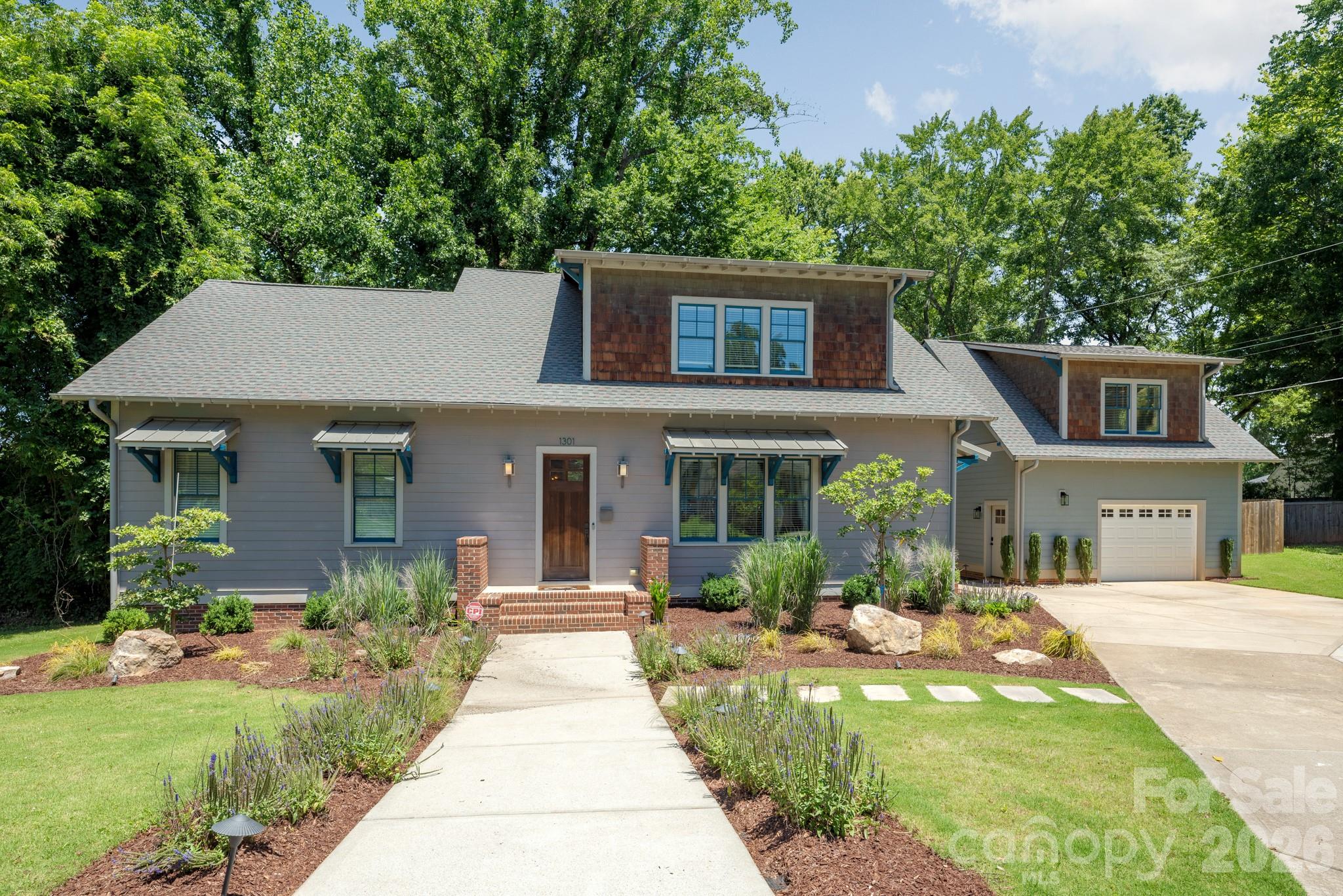 Villa Heights - Residential
