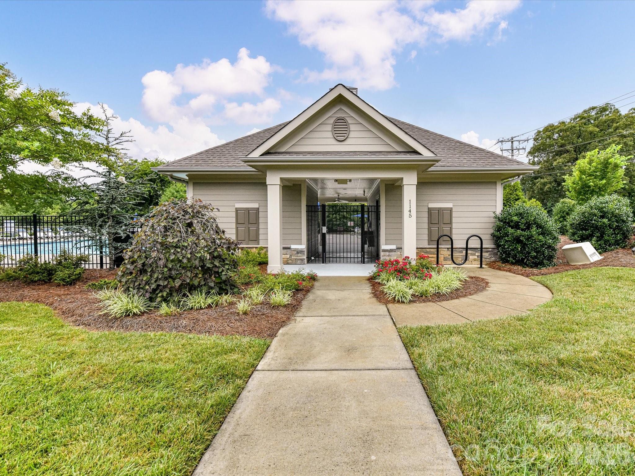 Sutton Farms - Residential