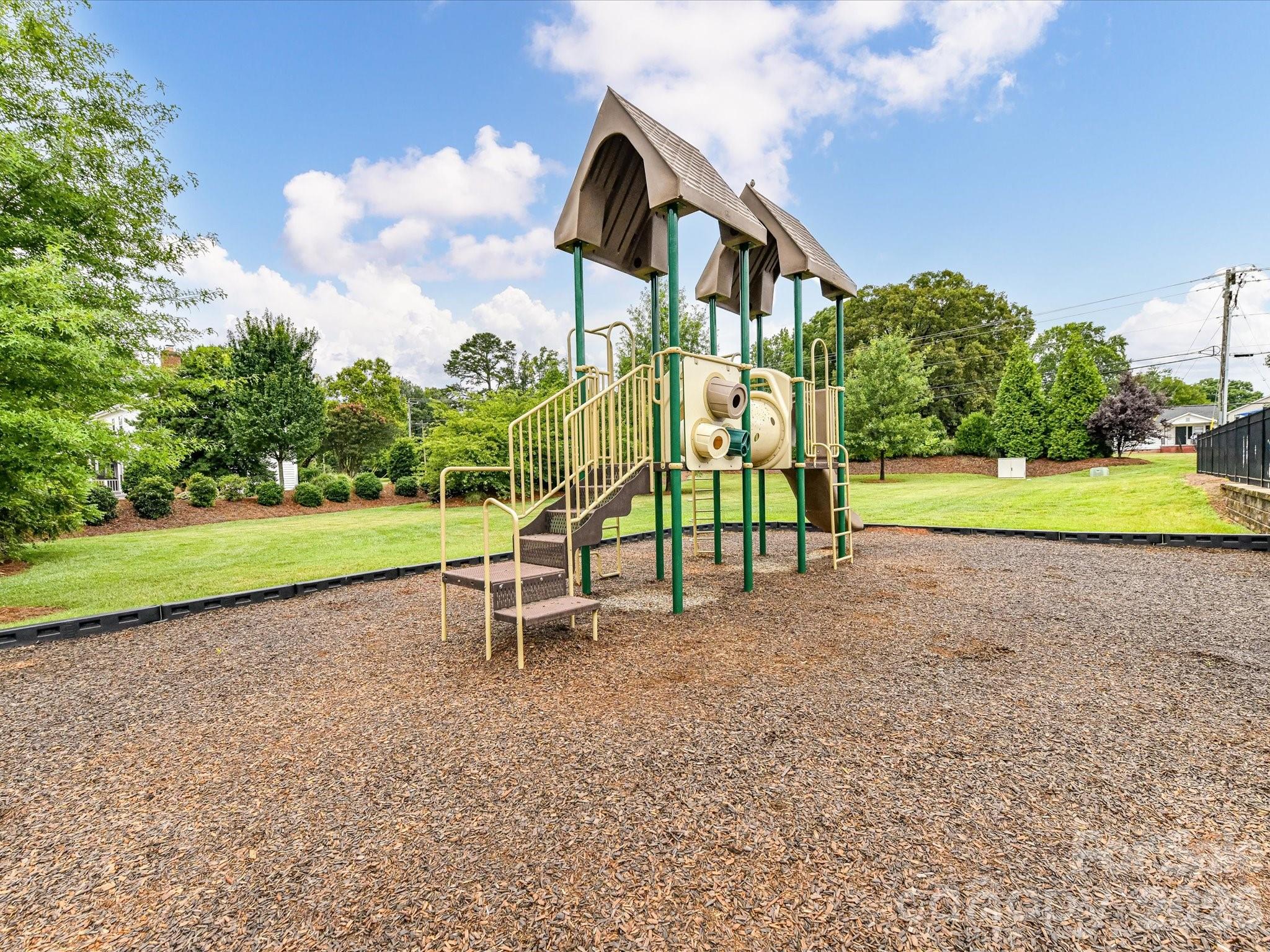 Sutton Farms - Residential