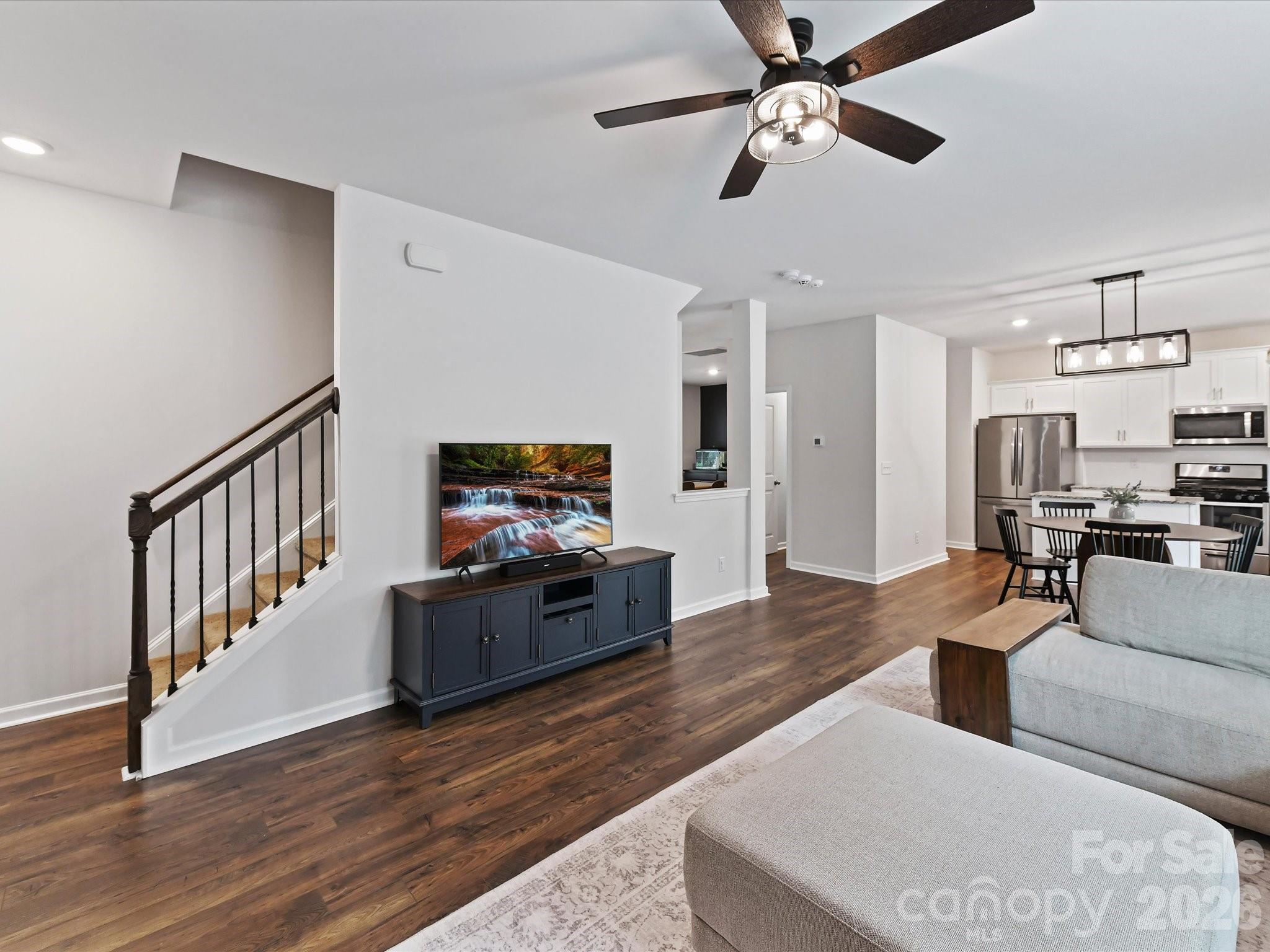 Sutton Farms - Residential