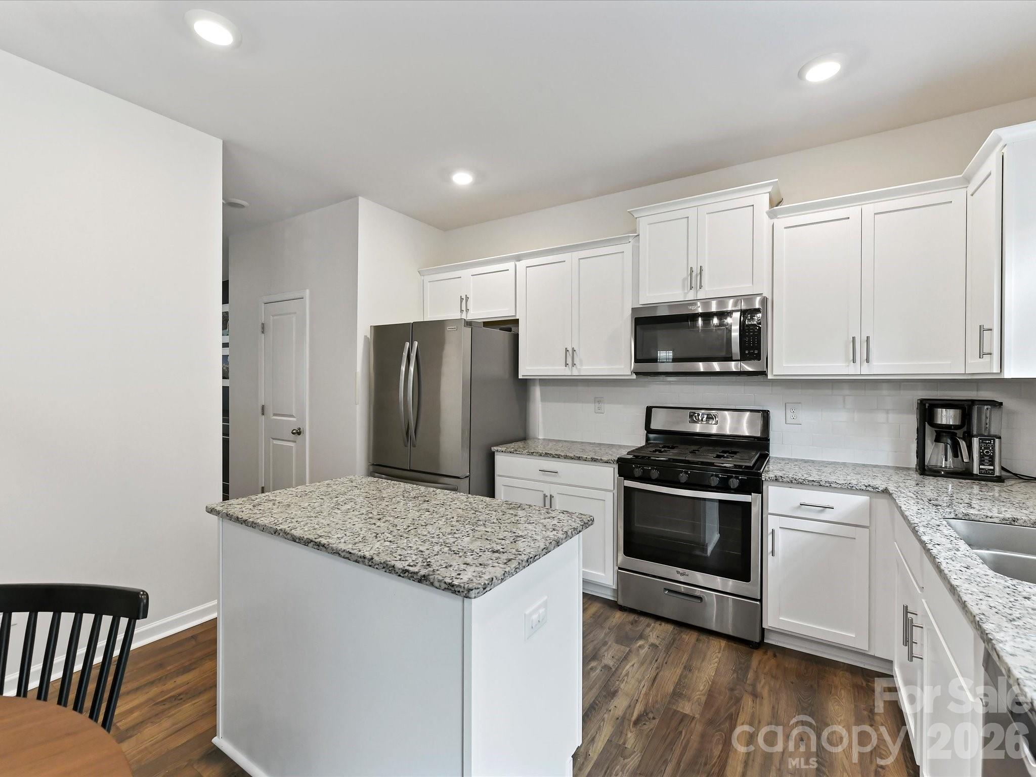 Sutton Farms - Residential