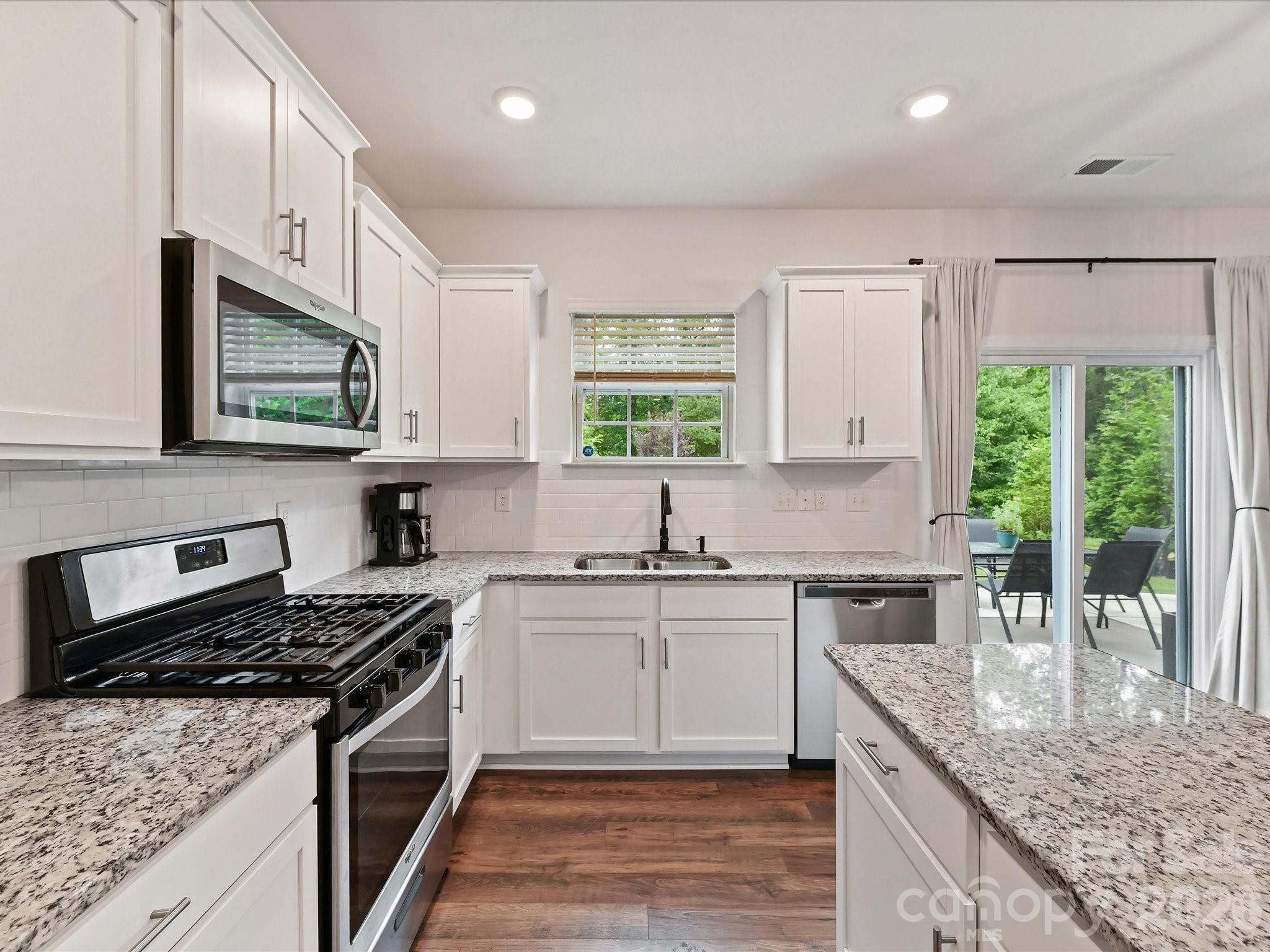 Sutton Farms - Residential