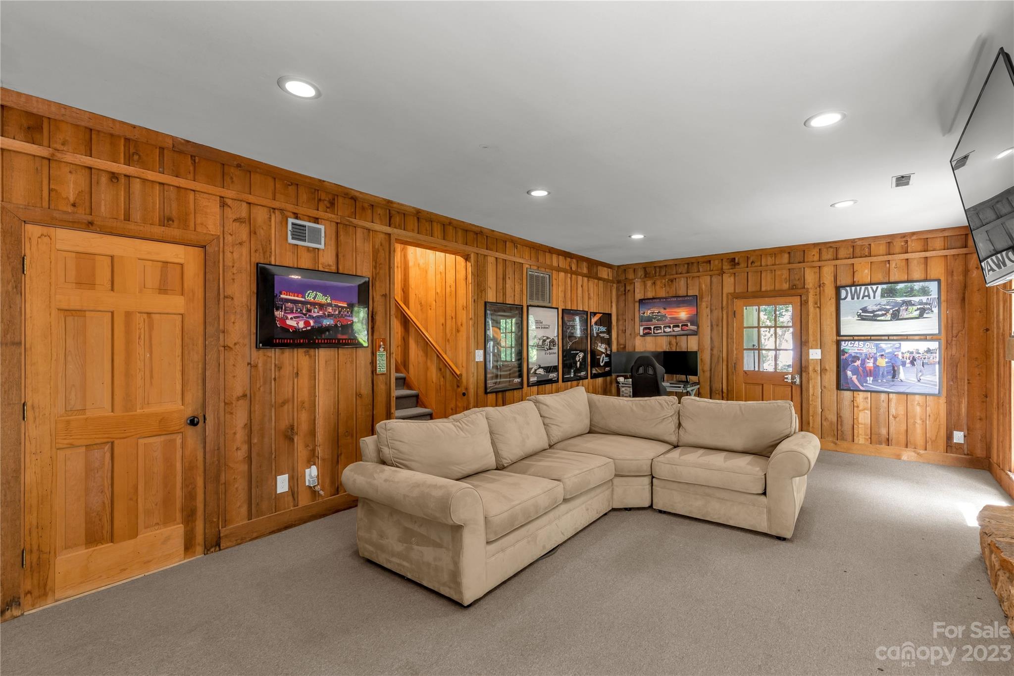 River Hills - Residential