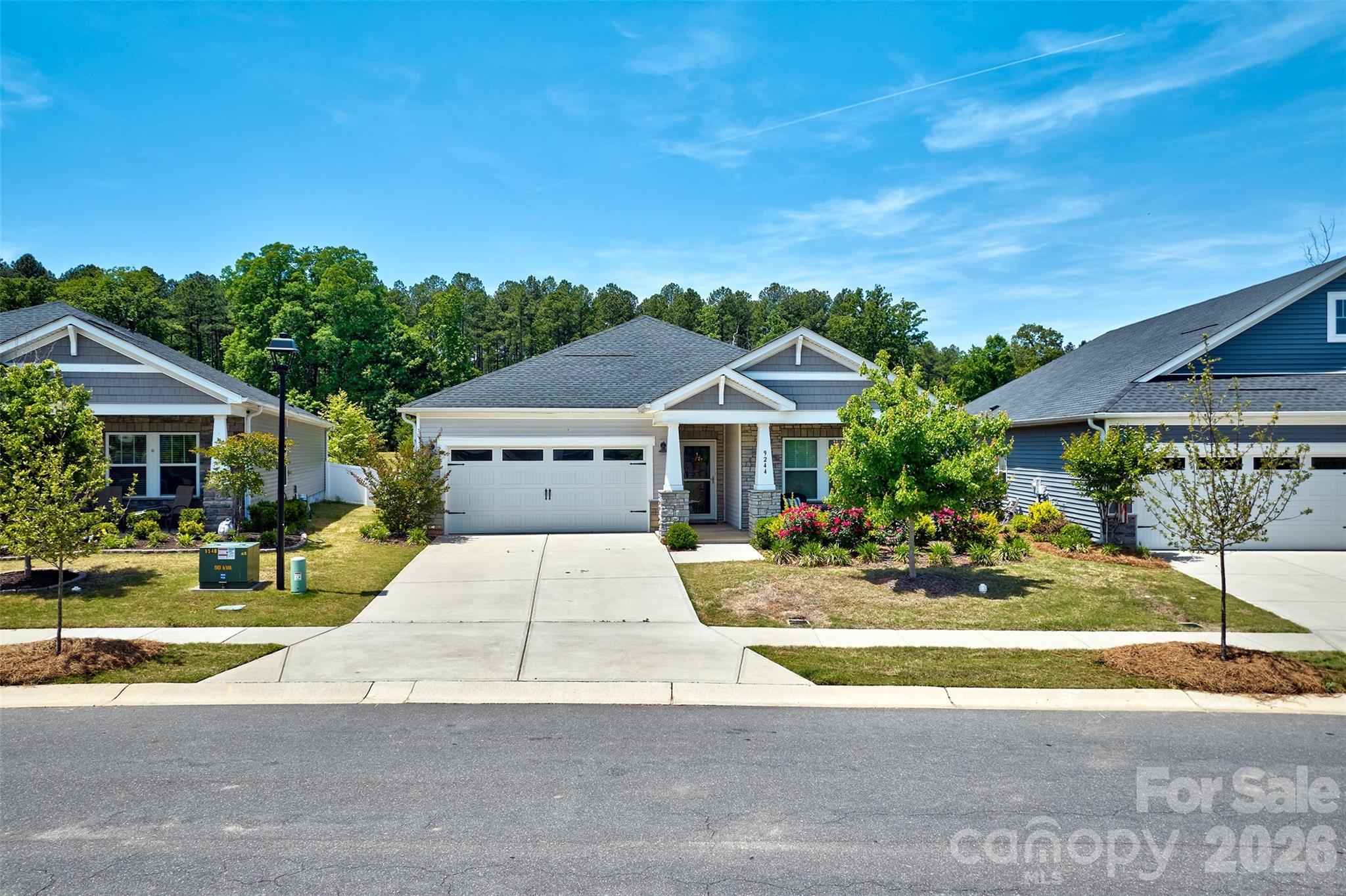 Move in ready RANCH in Gaston county near Lake Wylie!  This gently lived in home is minutes to historic Belmont and Lake Wylie and 30 minutes to Charlotte International airport.  Great floor plan offers 3 bedrooms, primary closet that open to the laundry room,  2 full baths, office/flex space/playroom, huge island in a nicely apportioned open kitchen that is made for entertaining, dining area, great room, back patio and a true rocking chair front porch.
Oversized 2 car garage.  Wonderful open recreation area in the front of the home that offers benches and field.  The pool, clubhouse  and pickleball courts are an easy walk down the street.  Quiet community but close to all amenities and shopping/dining.  Come enjoy living close to the lake life!  10 minutes to the Belmont boat  landing or boat ramp at Buster Boyd bridge.  Welcome home!