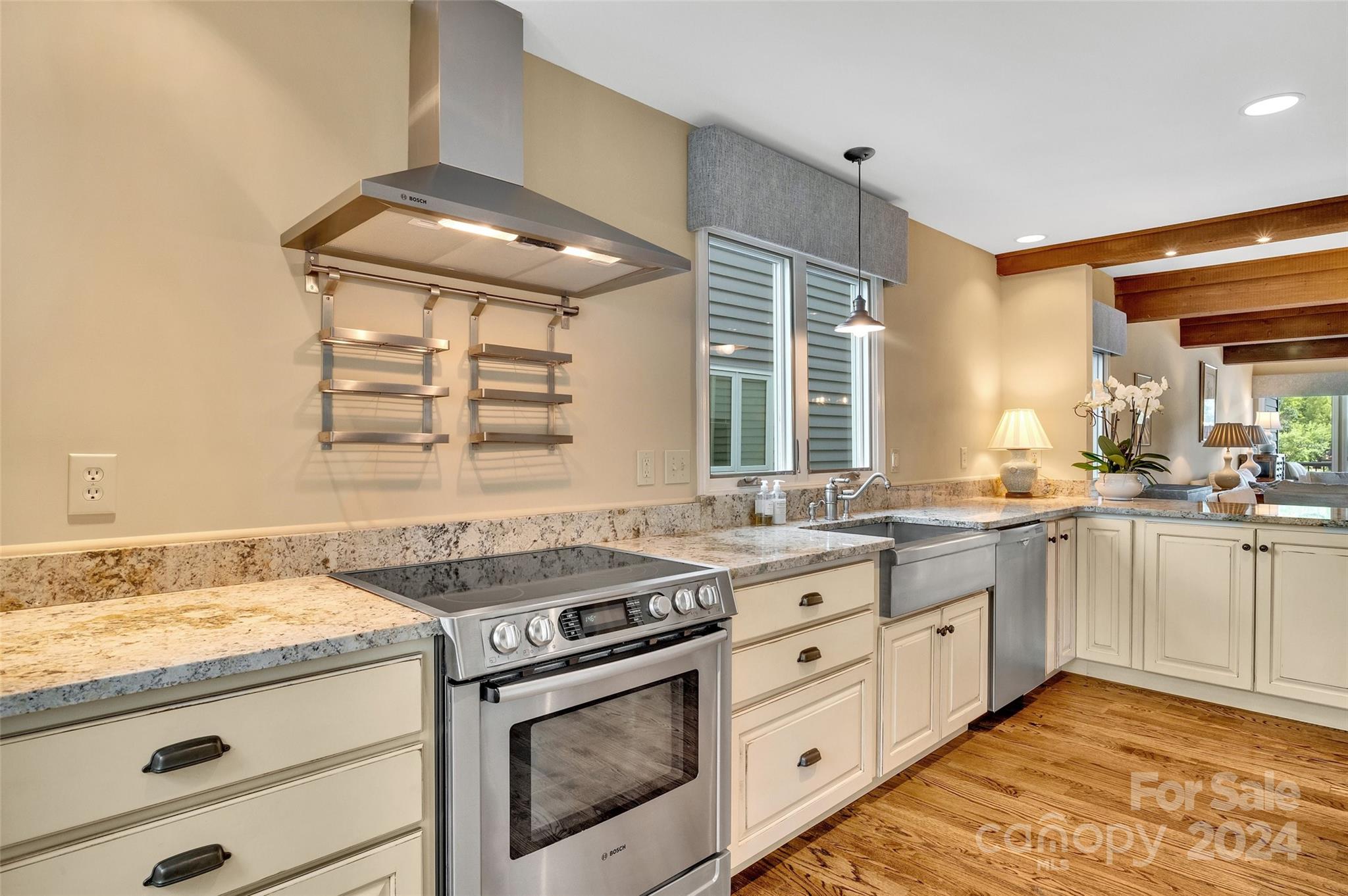 Lake Toxaway Estates - Residential