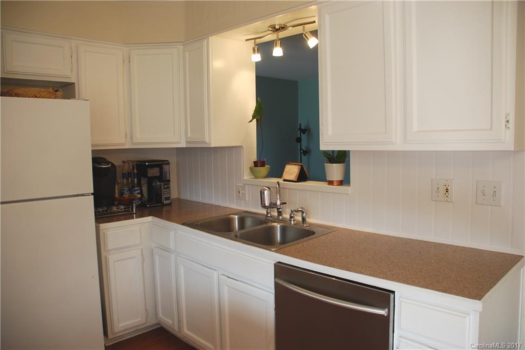 Tega Cay - Residential