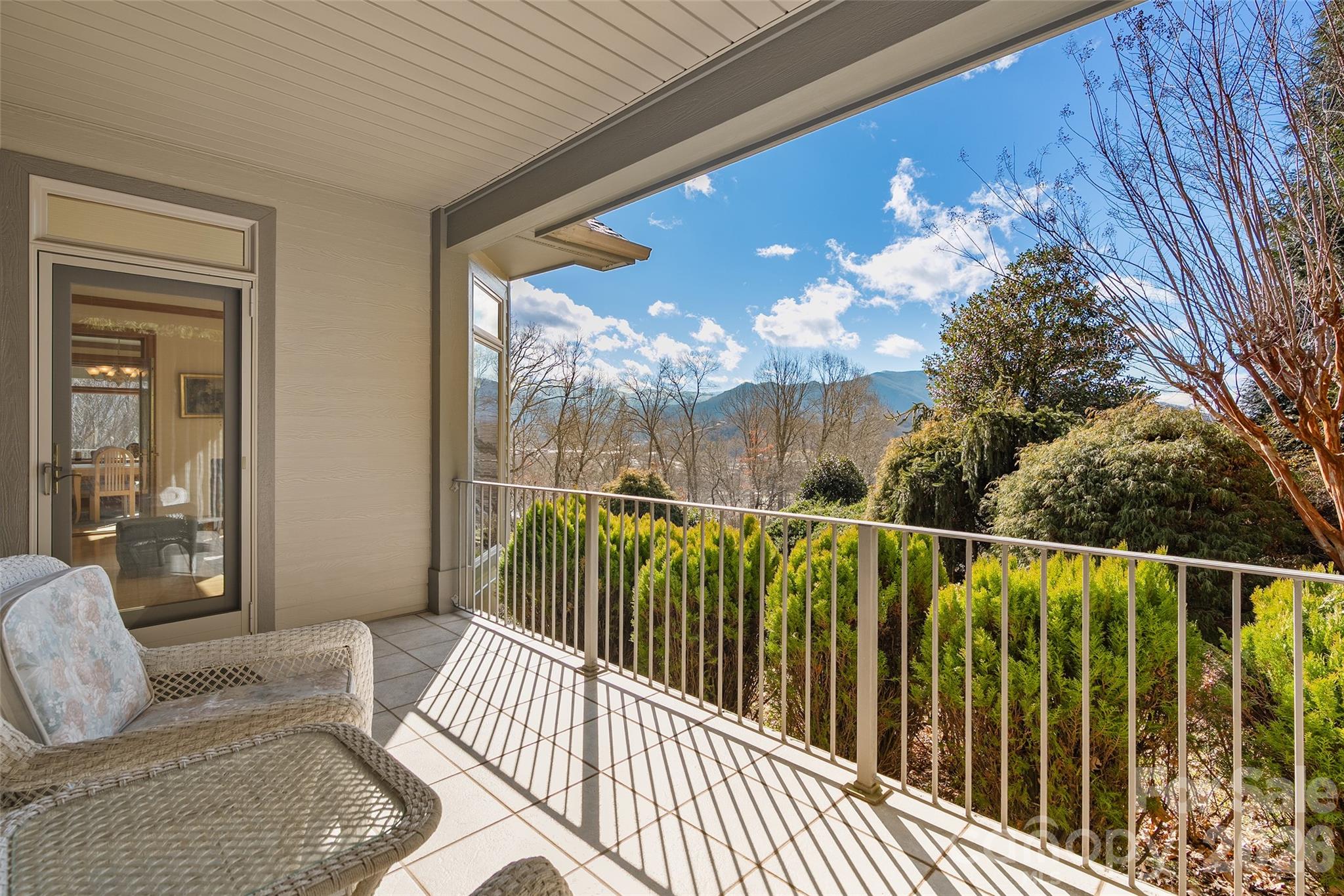 Laurel Ridge - Residential