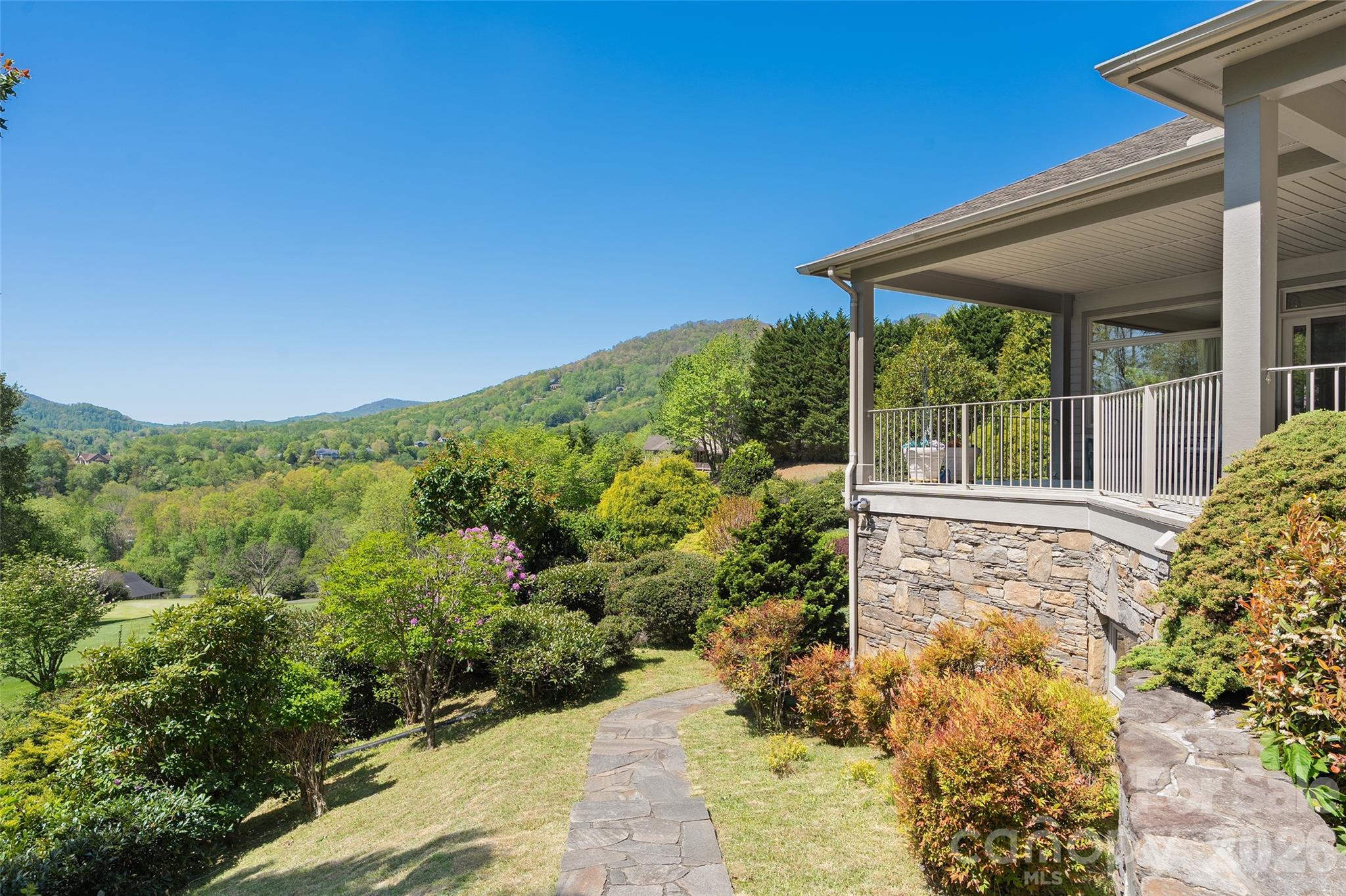 Laurel Ridge - Residential