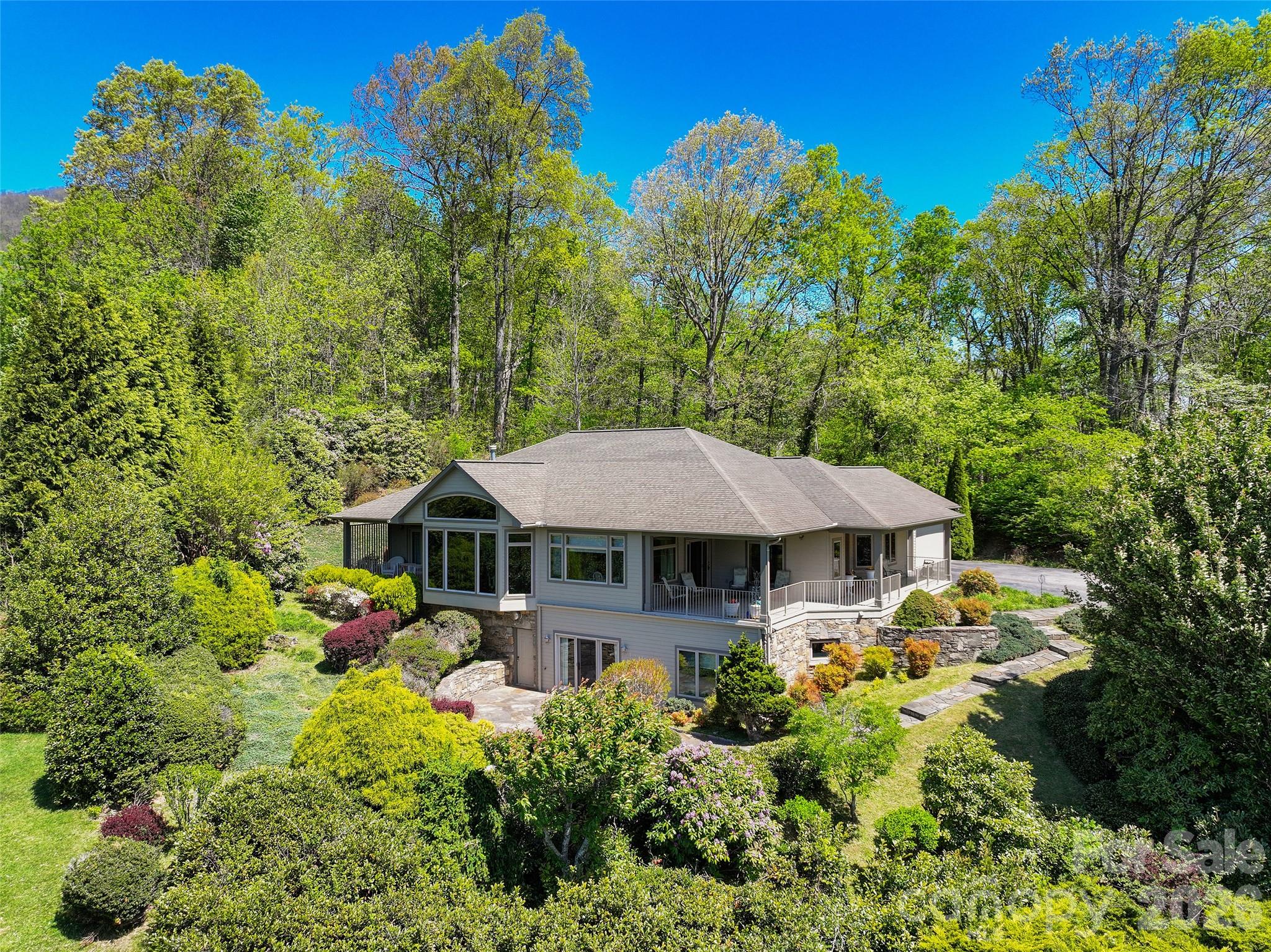 Laurel Ridge - Residential