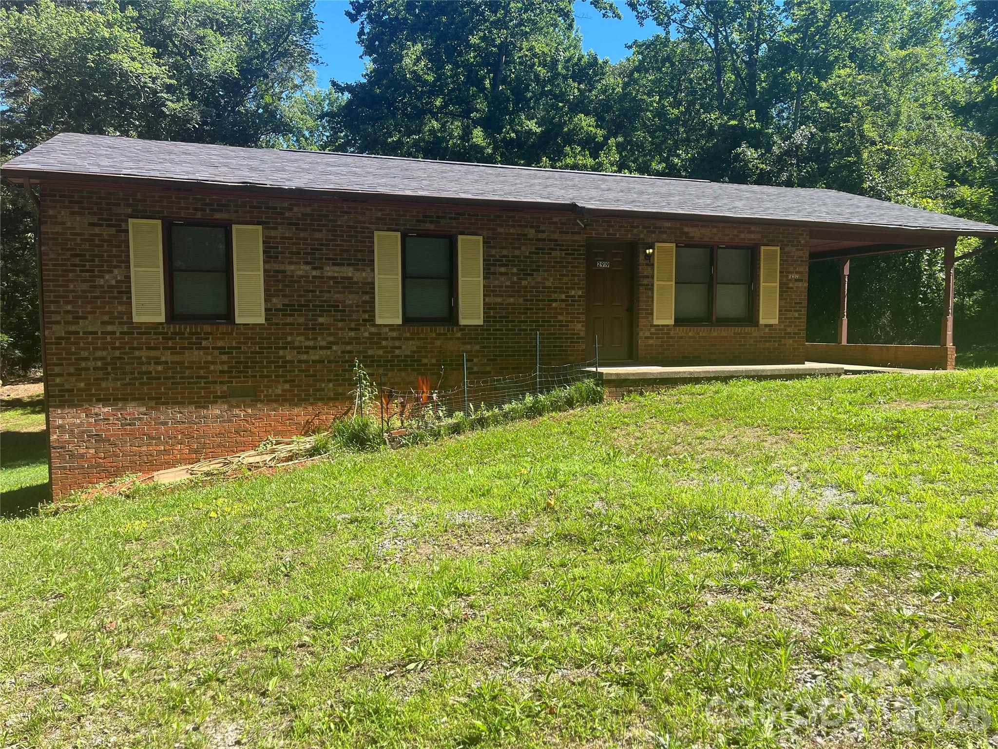 If you are looking for privacy, This home has it. Don't miss the opportunity to see this home.
The Home is at the end of Shell Ave. The home is at the end of the gravel road down the hill.