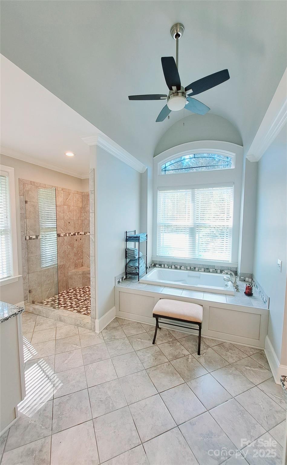 Henrys Glen - Residential