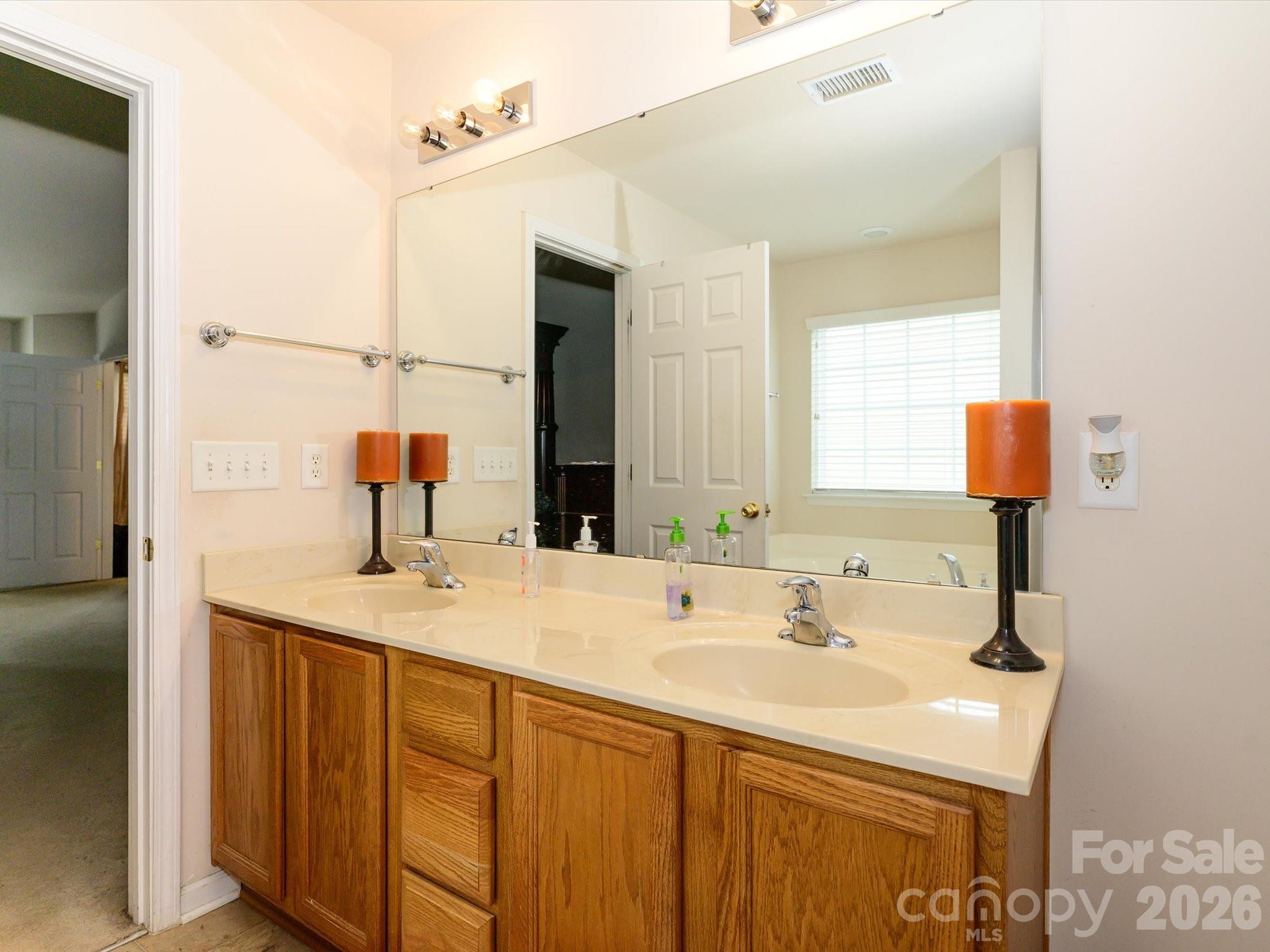 Applegate - Residential