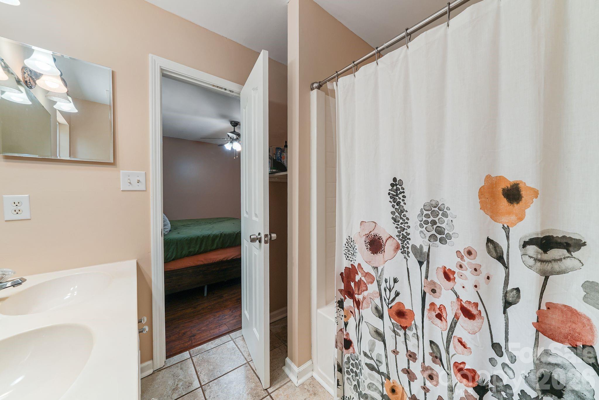 Steelcroft Place - Residential