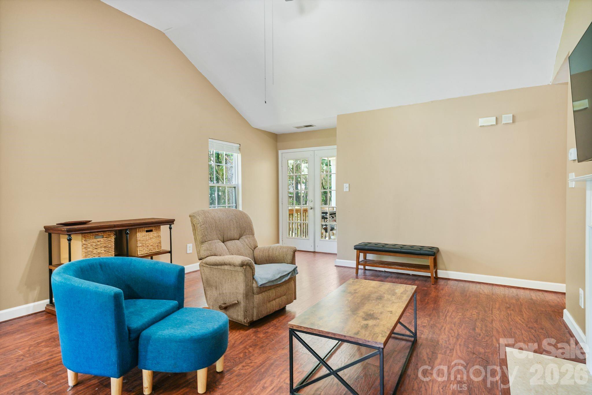 Steelcroft Place - Residential