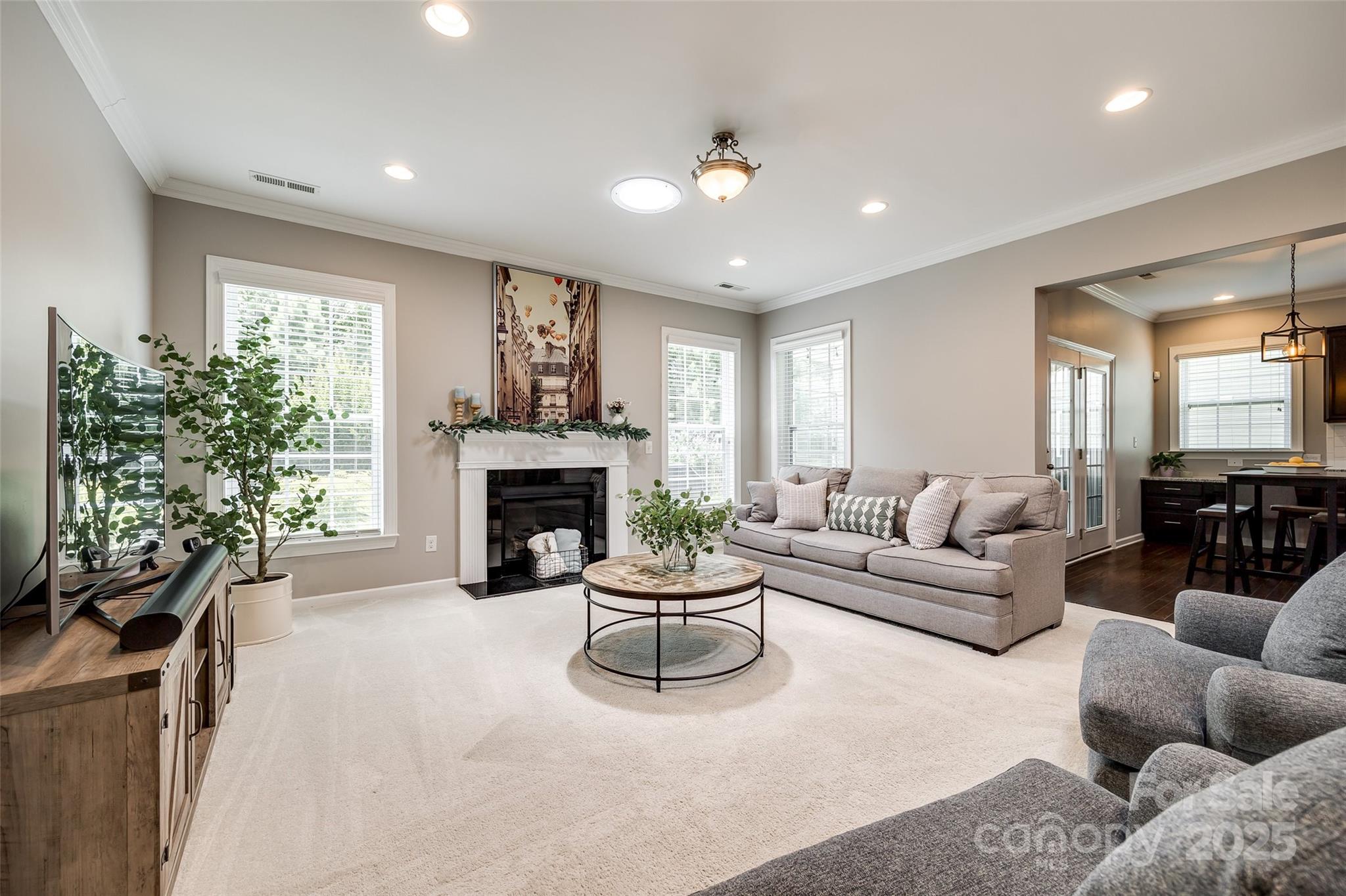 Hawks Creek - Residential