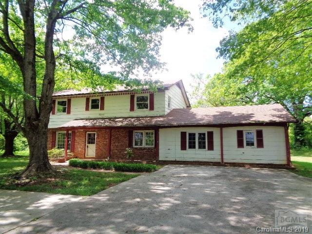 2 story home w inground pool located in Morganton NC.This home has ENDLESS POSSIBLLITIES and boasts 2476 heated sq ft of living space!The main level has a large kitchen/dining area,living room w brick fireplace,a bedroom,a bonus room,and a bathroom.Upper level has 2 more bedrooms,a centrally located full bathroom,and a HUGE bonus room w wrap-around deck overlooking the pool and back yard.Also a full basement for your storage needs.Very convenient location just a few minutes drive to Downtown and River District,and less than a min to Interstate 40.Property is owned by US Dept of HUD and is sold AS-IS/WHERE-IS with all faults.Buyer or buyers agent to verify all stats.HUD Case#381-926258.Purchase this home using FHA Financing with only $100 DOWN!See your agent for details.Property is FHA Uninsurable and qualifies for FHA 203K rehab loan.Seller will contribute up to 3% of purchase price for buyers closing costs if requested with offer submission.EQUAL HOUSING OPPORTUNITY.