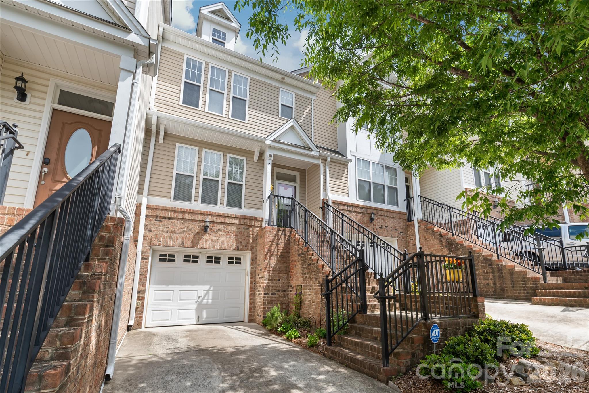 Highland Creek - Residential