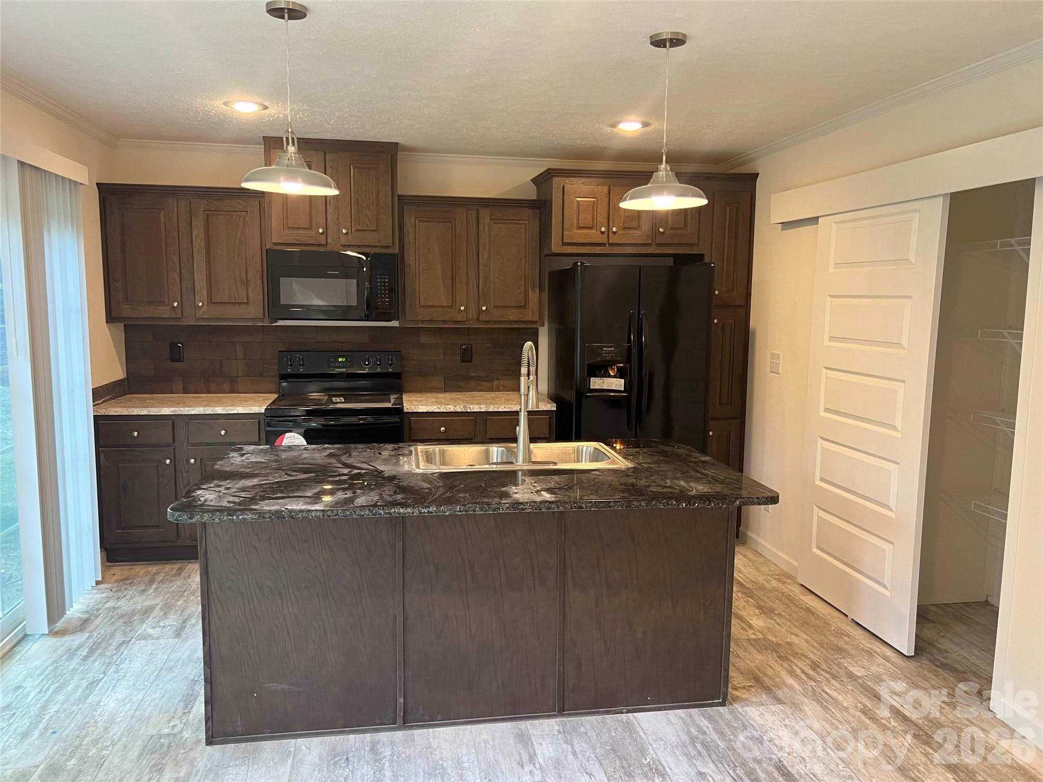 Plank Estates - Residential
