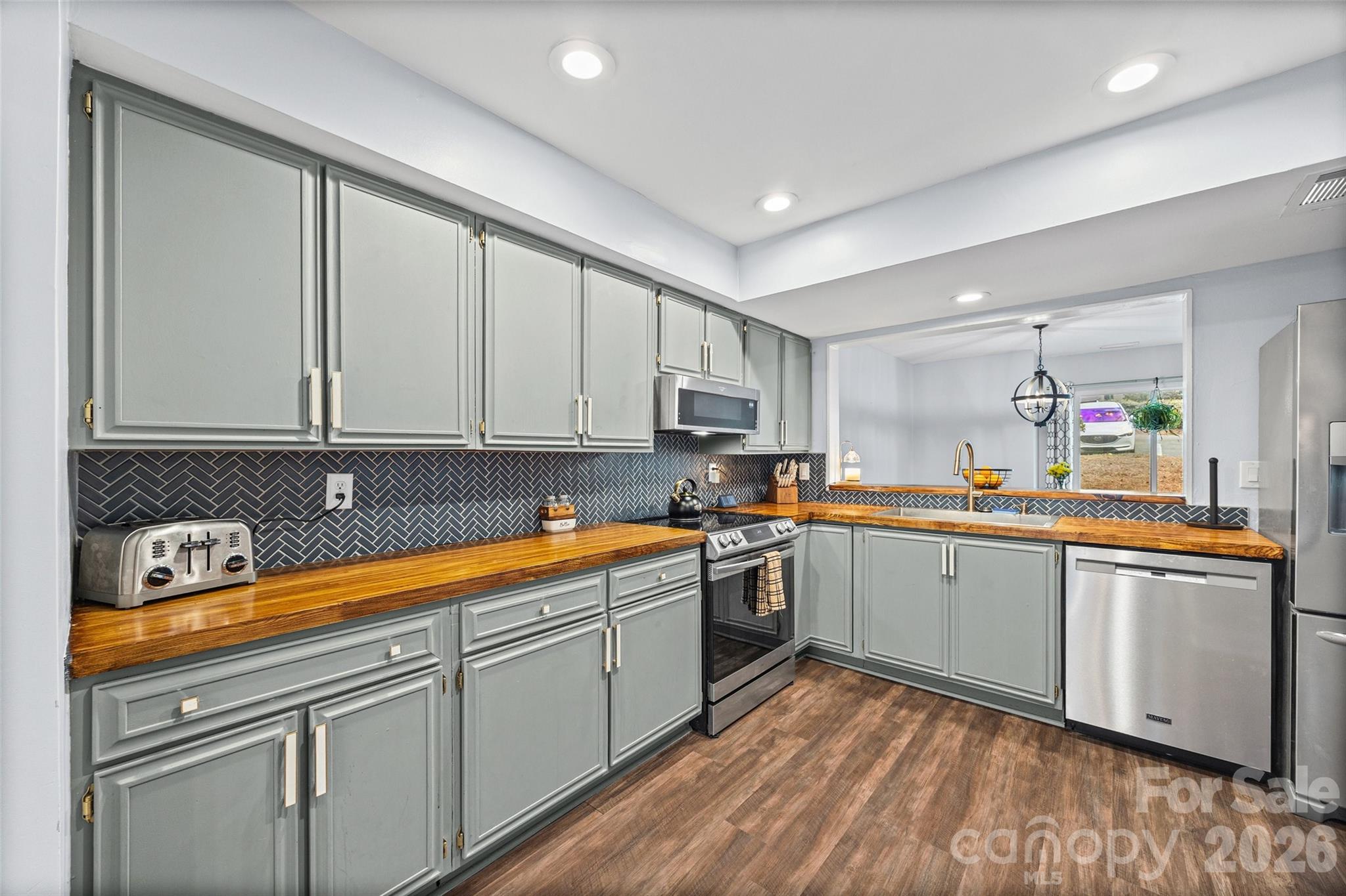 River Hills - Residential
