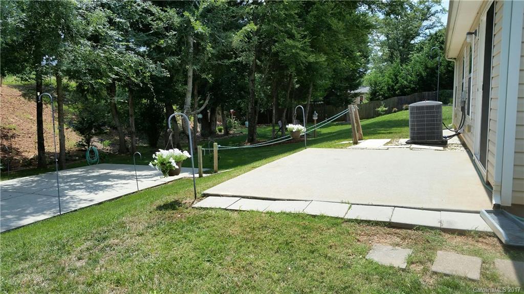 English Trails - Residential