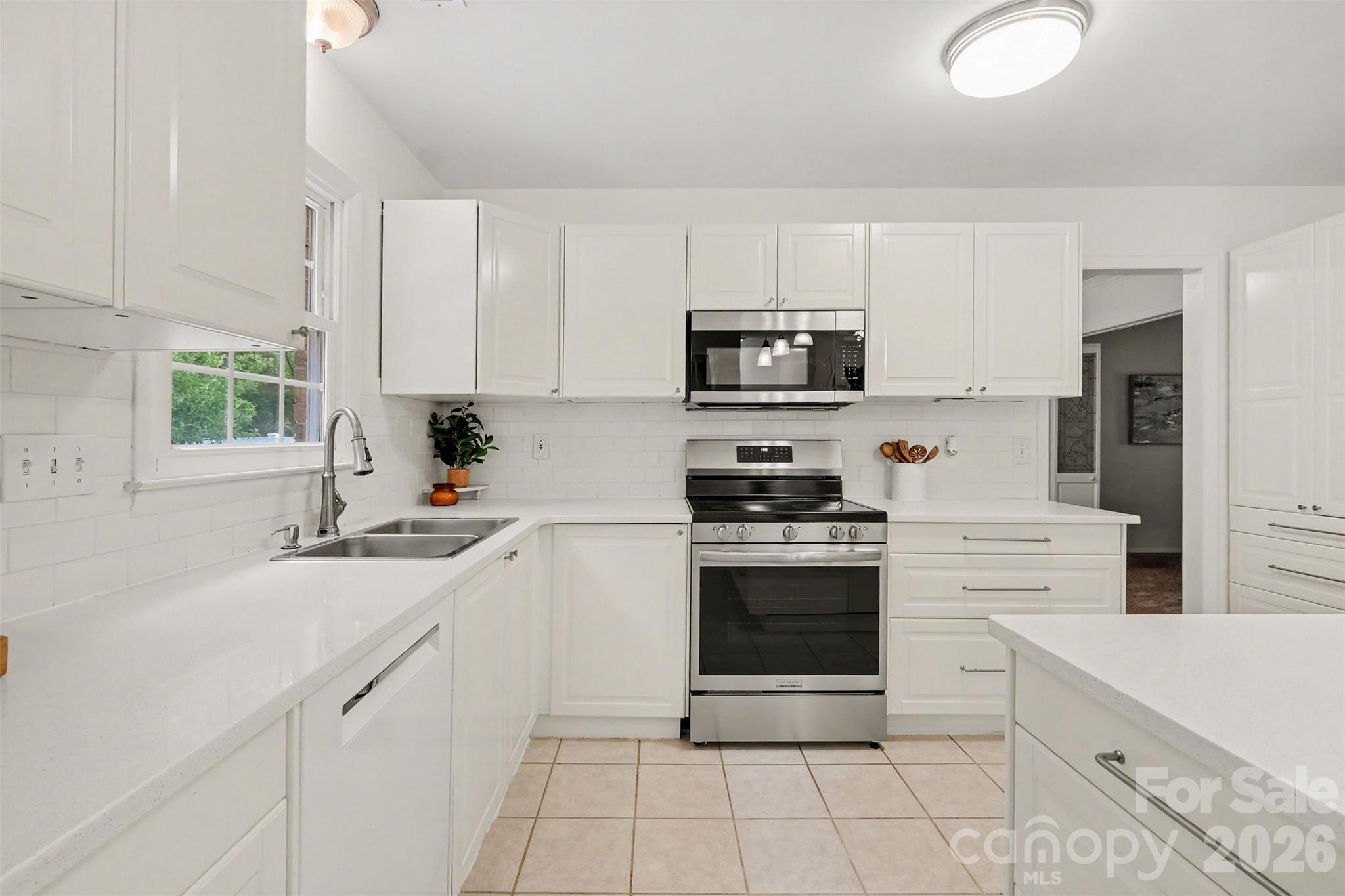 Colony Woods - Residential