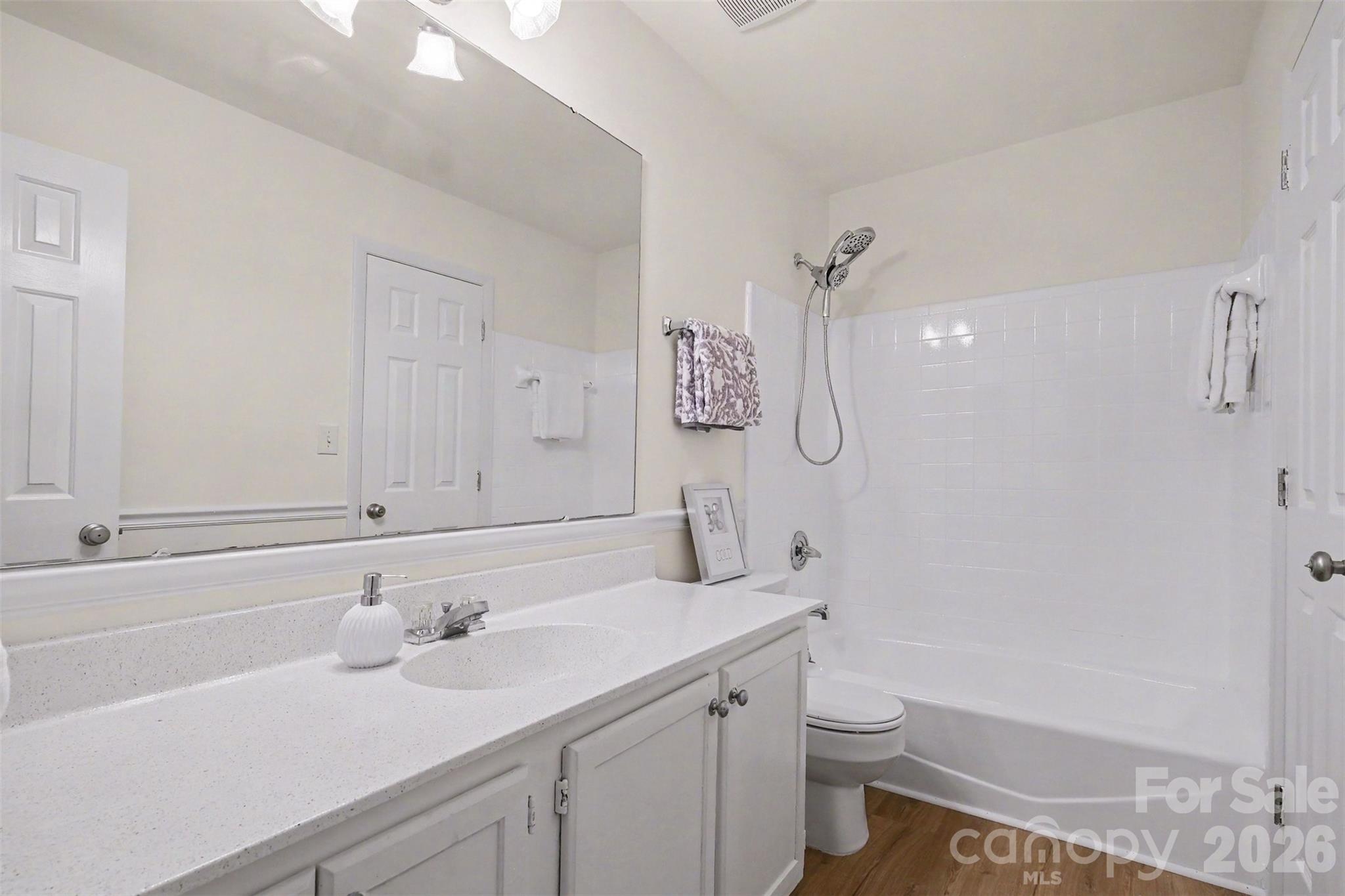 Colony Woods - Residential
