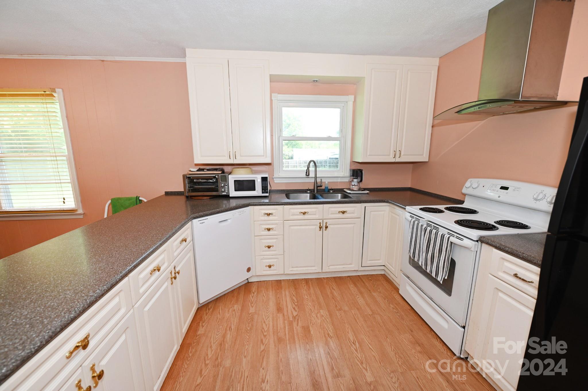 Hillsdale - Residential