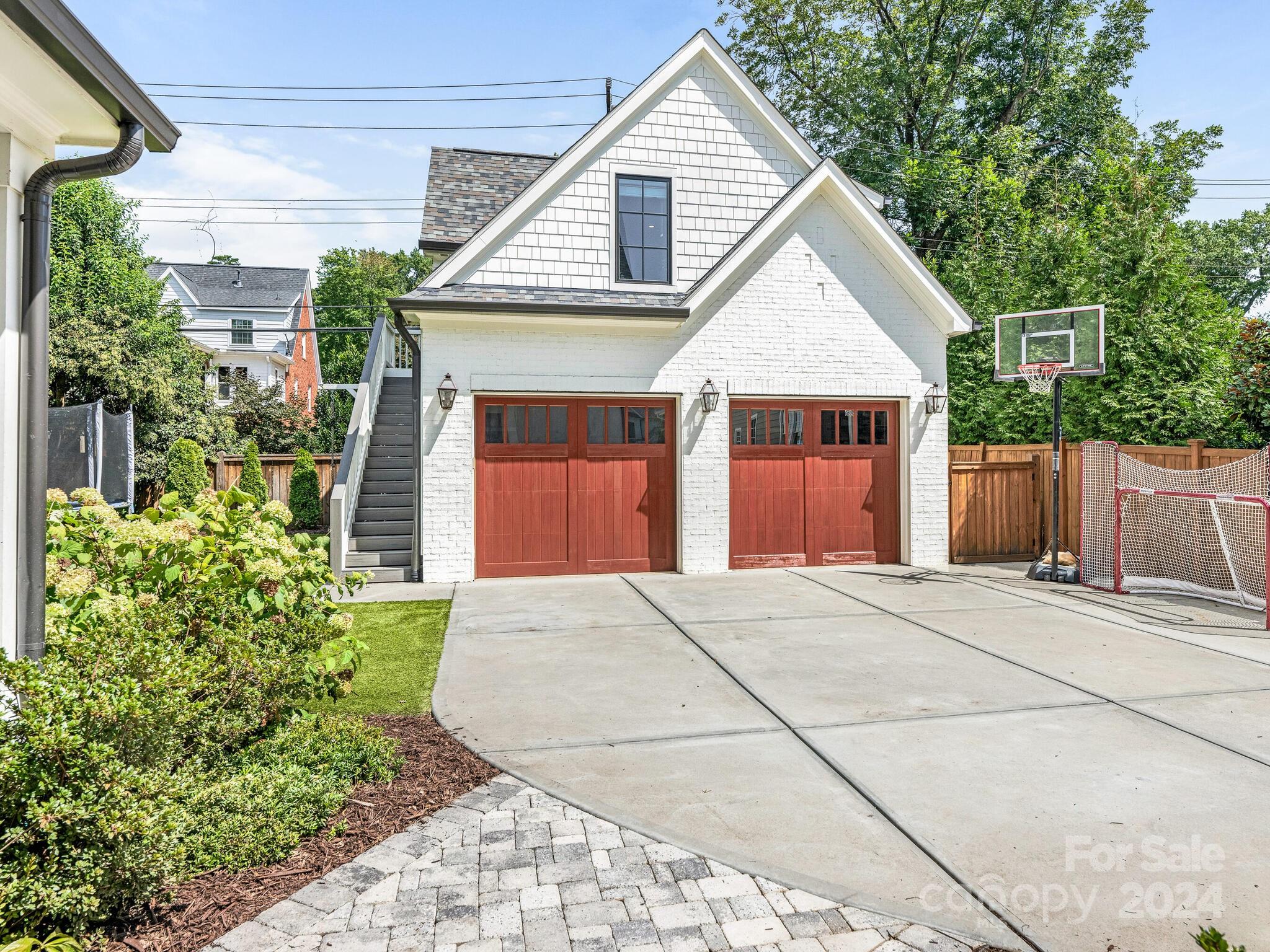 Myers Park - Residential