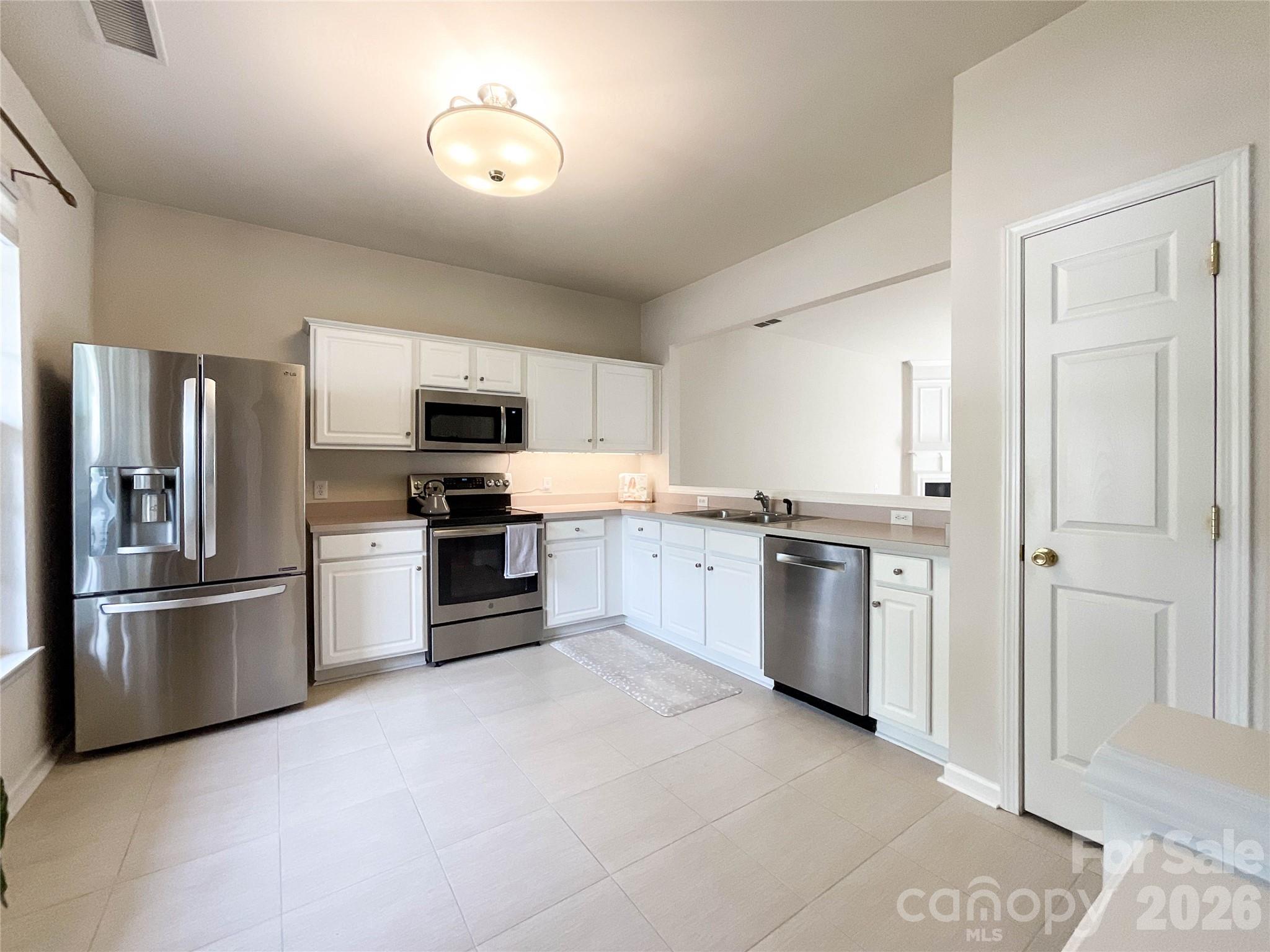 Beverly Crest - Residential