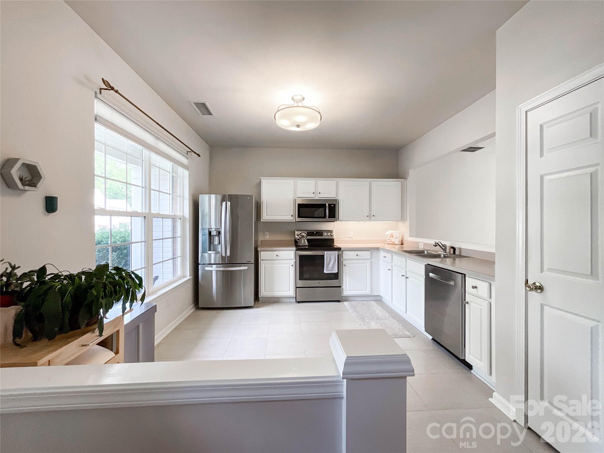 Beverly Crest - Residential