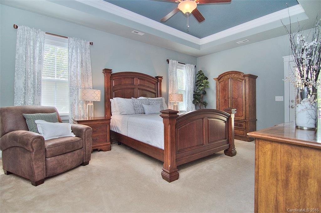 Lake Shore - Residential