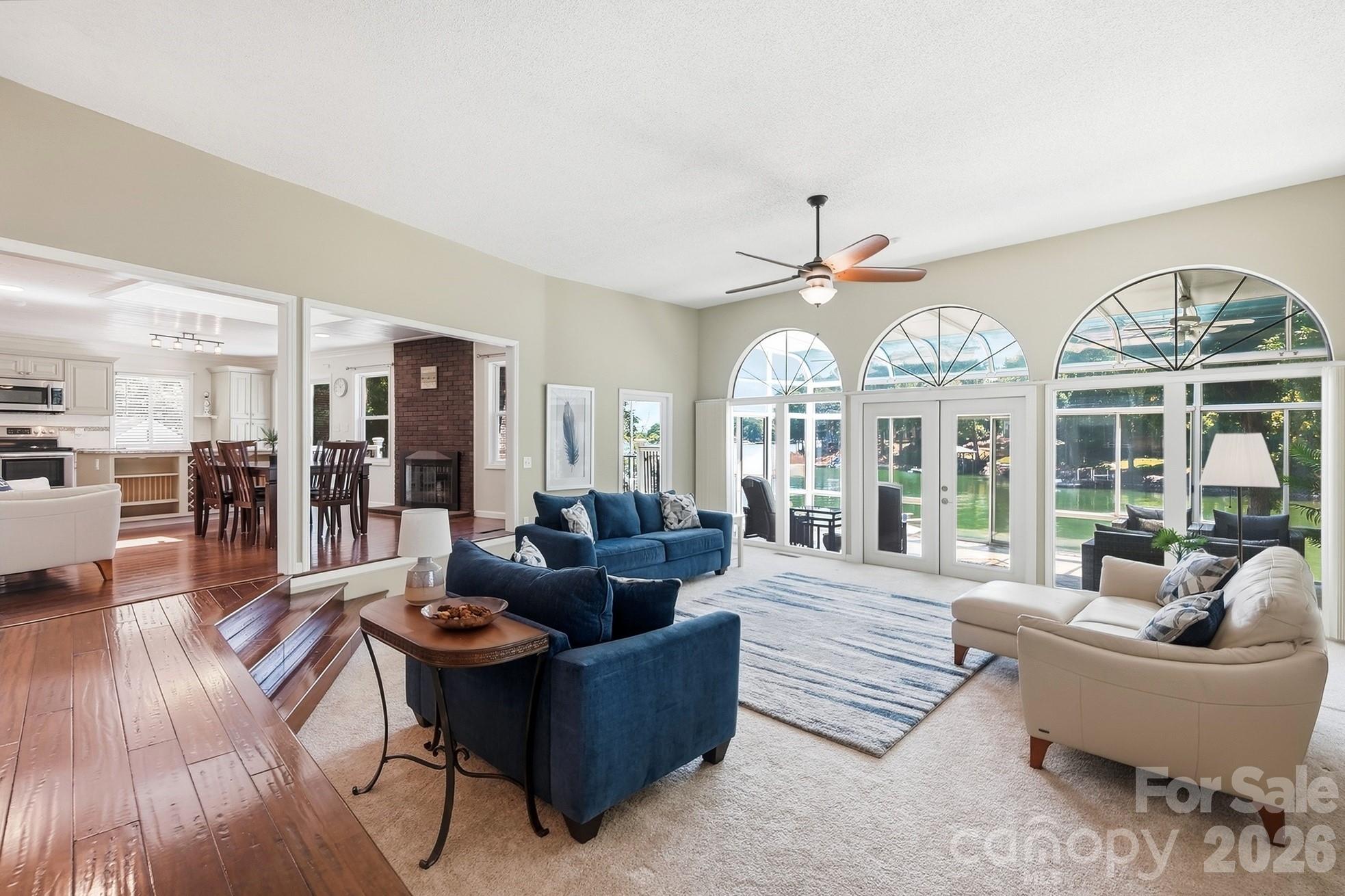 Tega Cay - Residential
