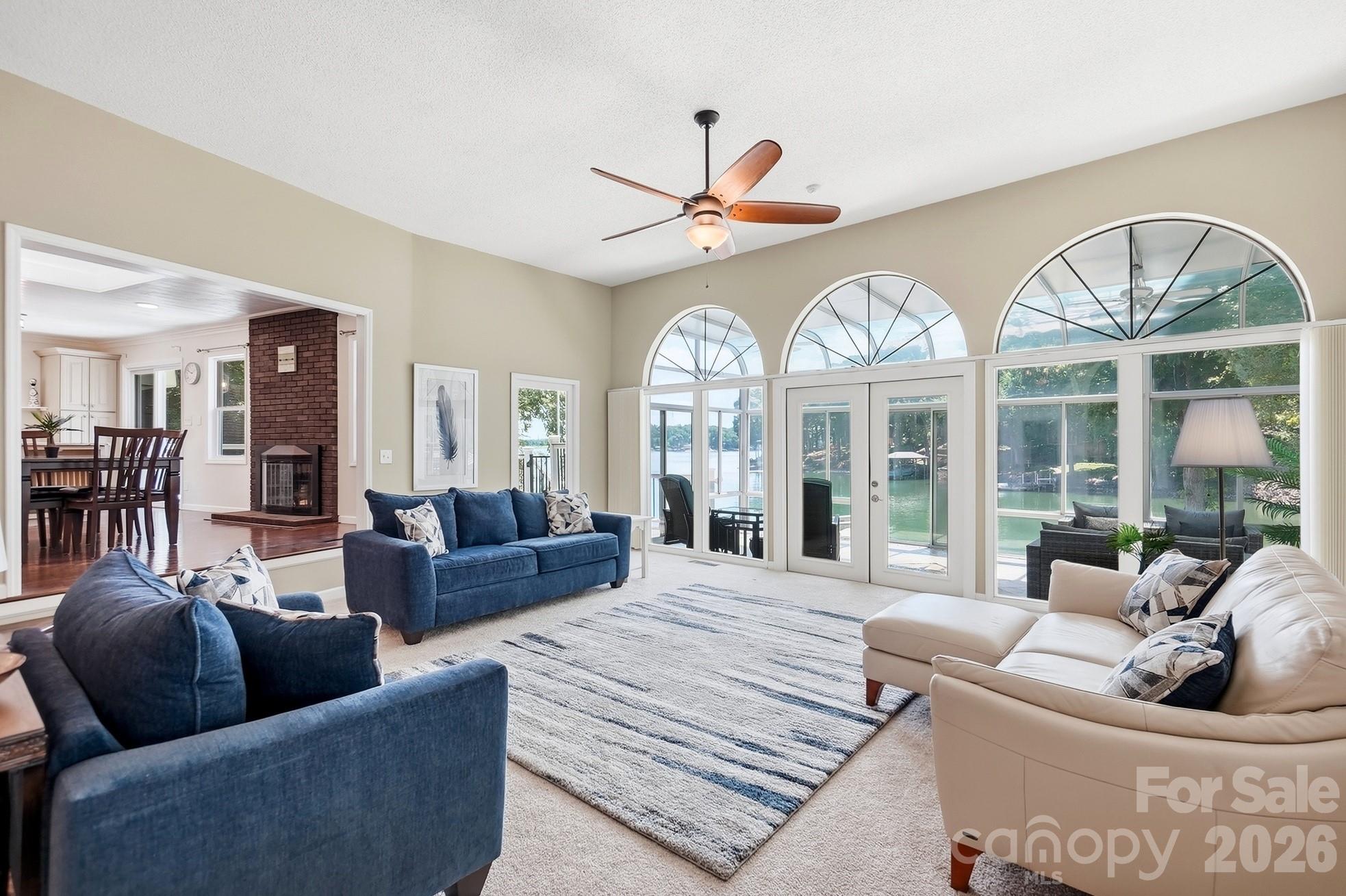 Tega Cay - Residential